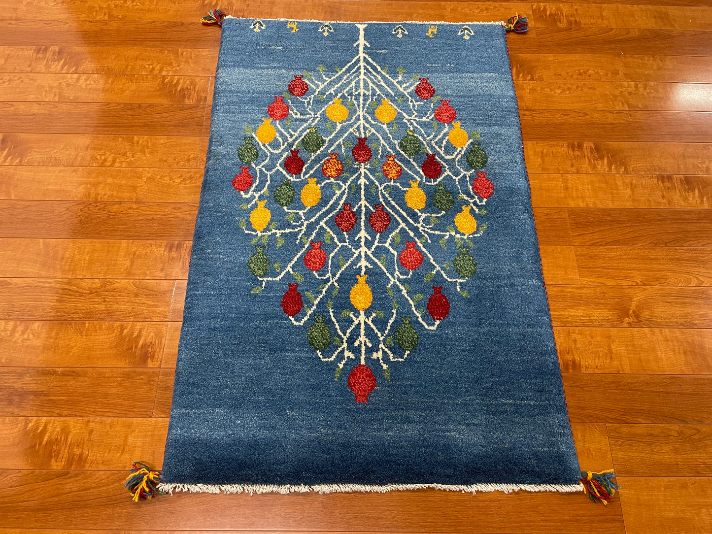 【オンライン限定】ギャッベ 125cm x 83cm RJ12811