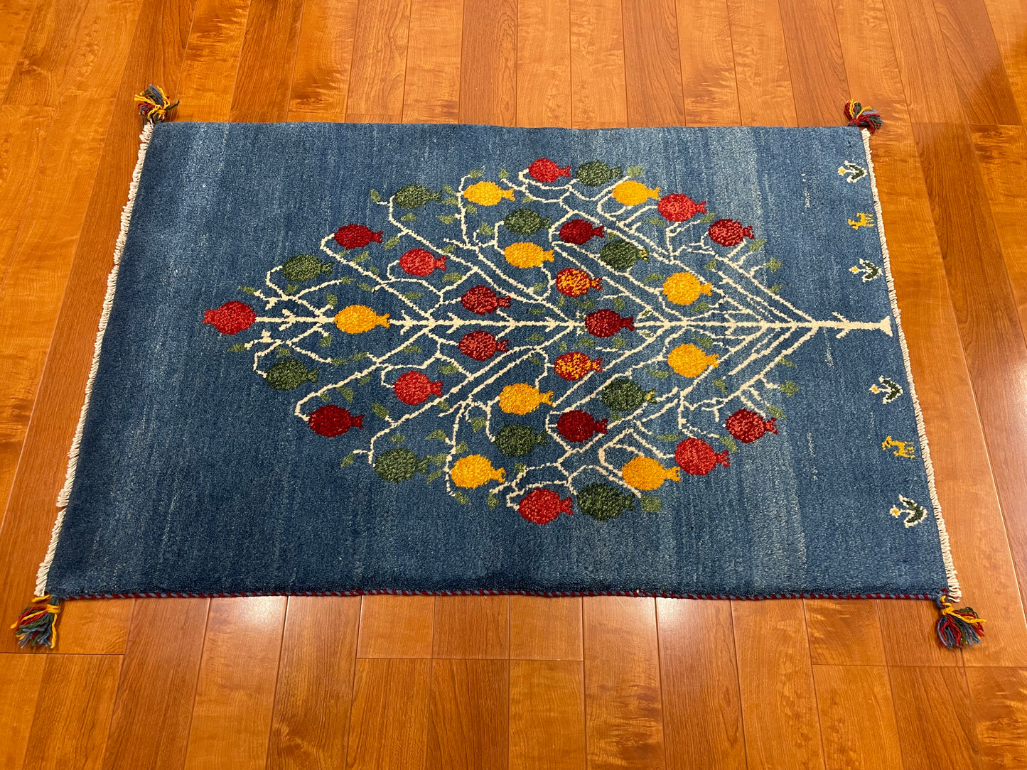 【オンライン限定】ギャッベ 125cm x 83cm RJ12811