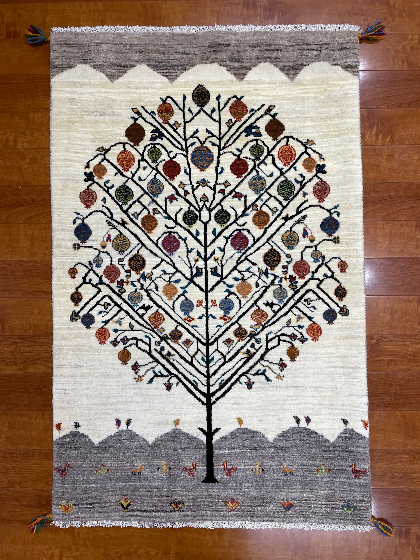 【オンライン限定】カシュクリギャッベ 120cm x 85cm RJ11415