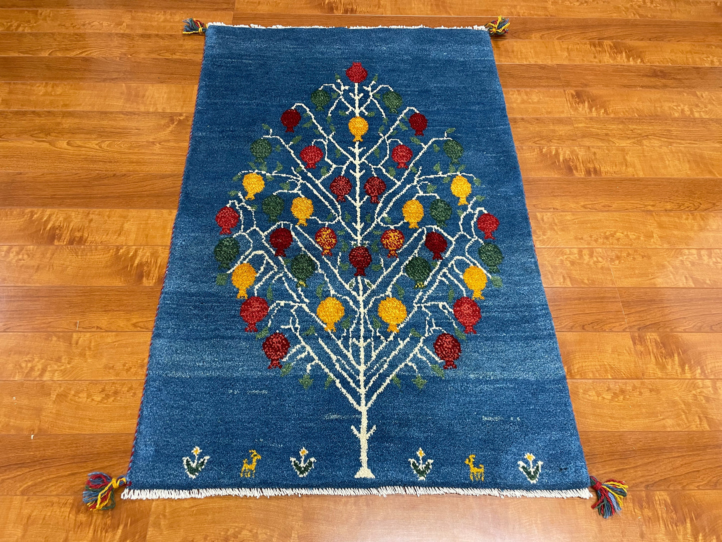【オンライン限定】ギャッベ 125cm x 83cm RJ12811