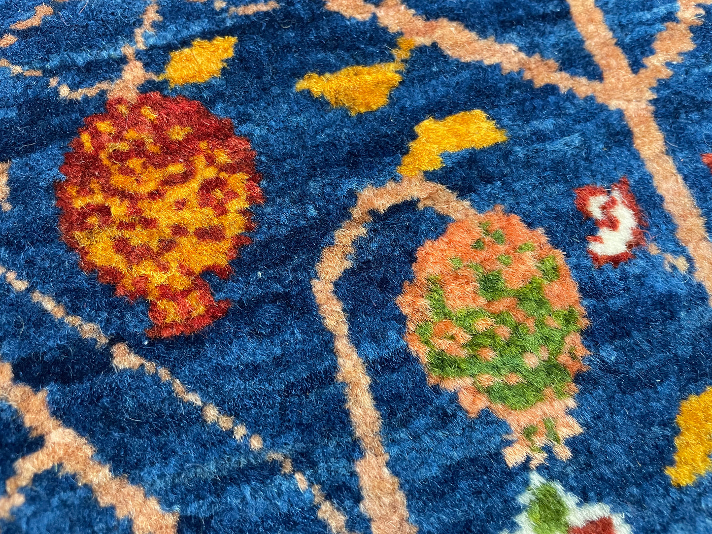 【オンライン限定】カシュクリギャッベ 128cm x 84cm RJ7685