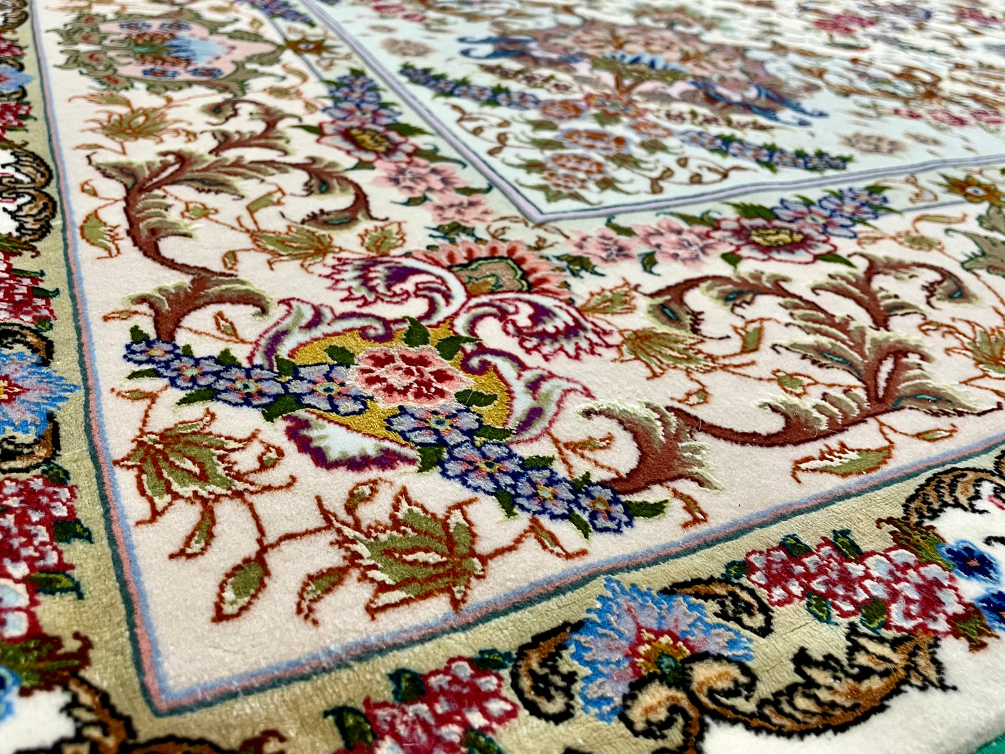 【オンライン限定】タブリーズ バーゲル・ハシェムザーデ工房 210cm x 152cm TS14796