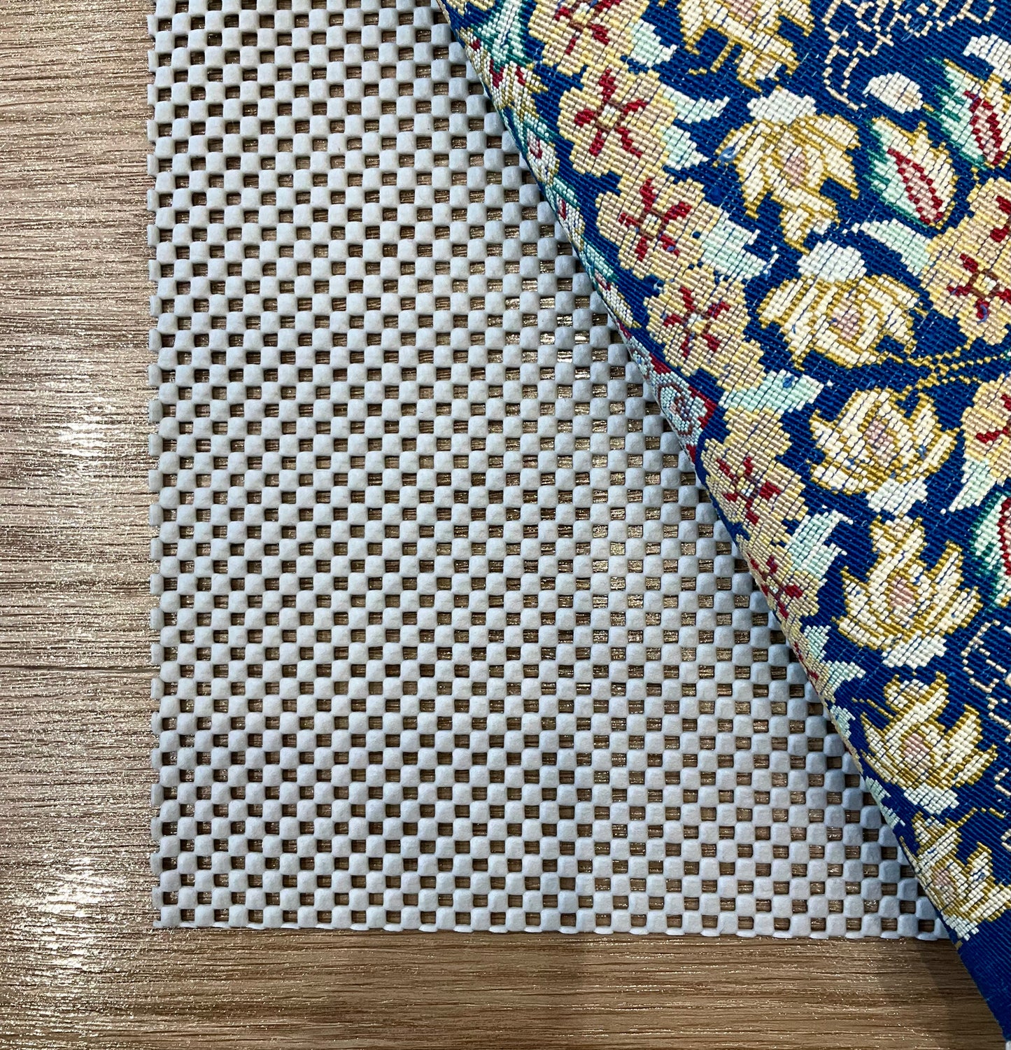クム アフマディ工房 120cm x 75cm NT10625