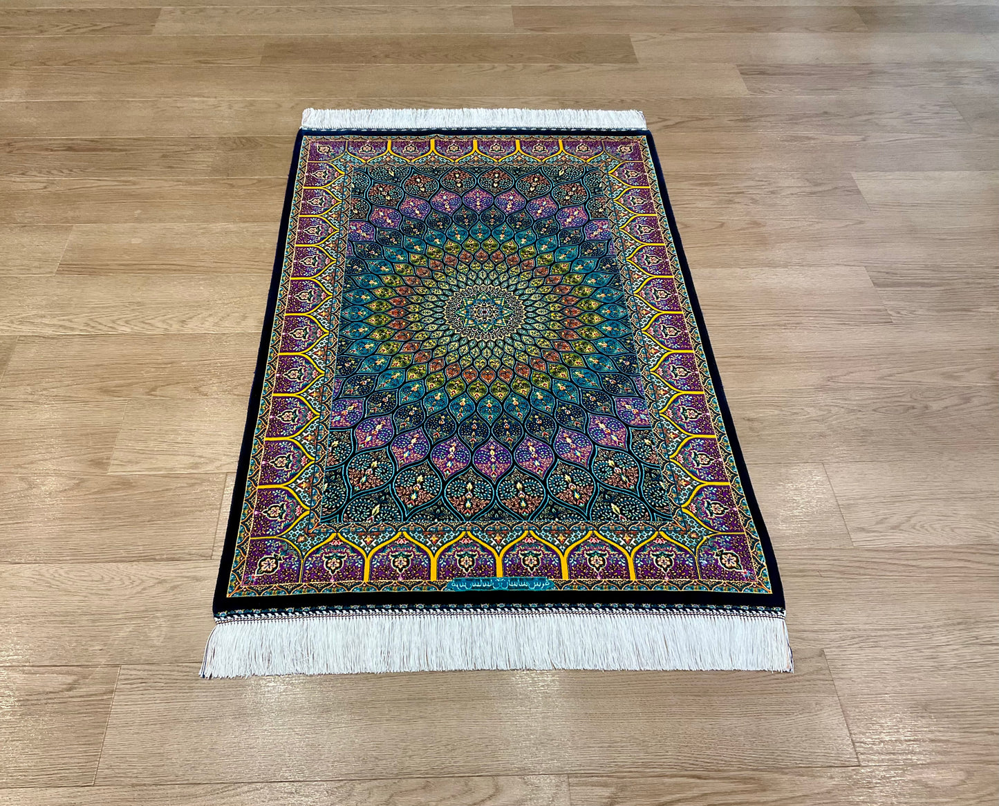 ペルシャンシルク 120cm x 80cm PS11002