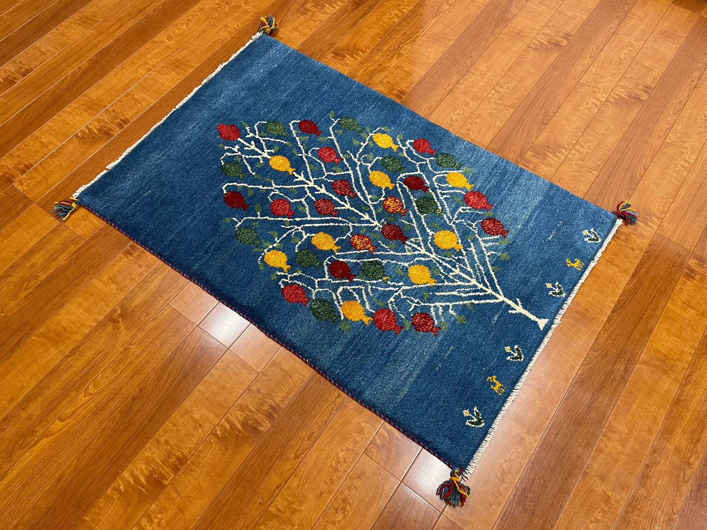 【オンライン限定】ギャッベ 125cm x 83cm RJ12811
