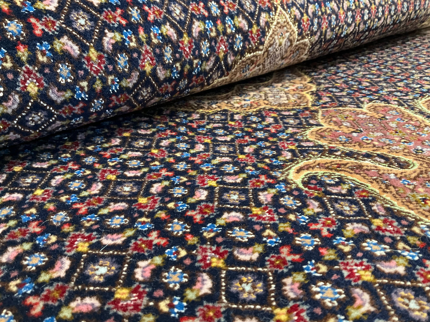 タブリーズ 248cm x 205cm PS7384