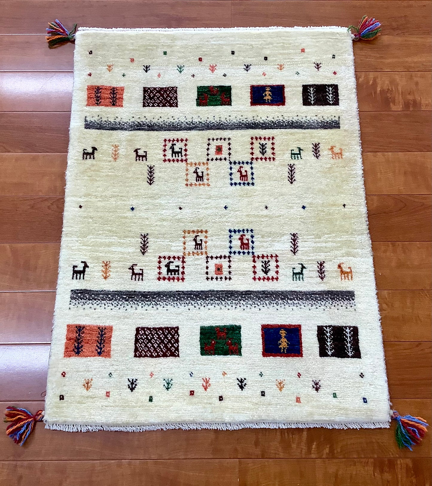 【オンライン限定】カシュクリ 87cm x 63cm RJ5632