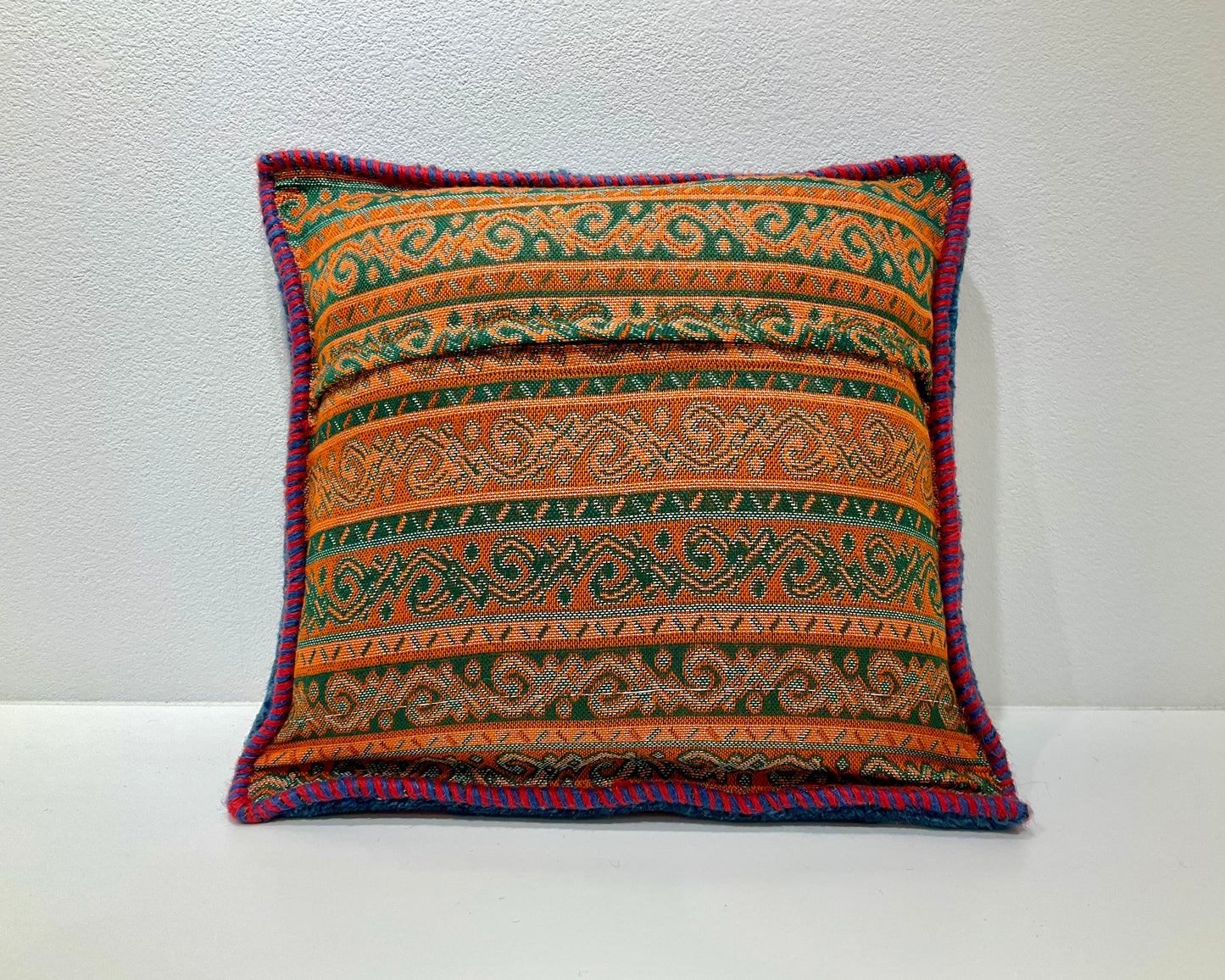 ギャッベクッション 39cm x 38cm AJ14824
