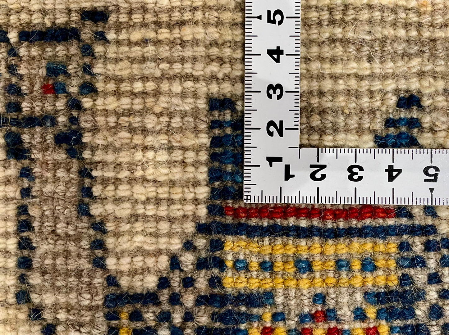 ギャッベ 44cm x 45cm Z1216