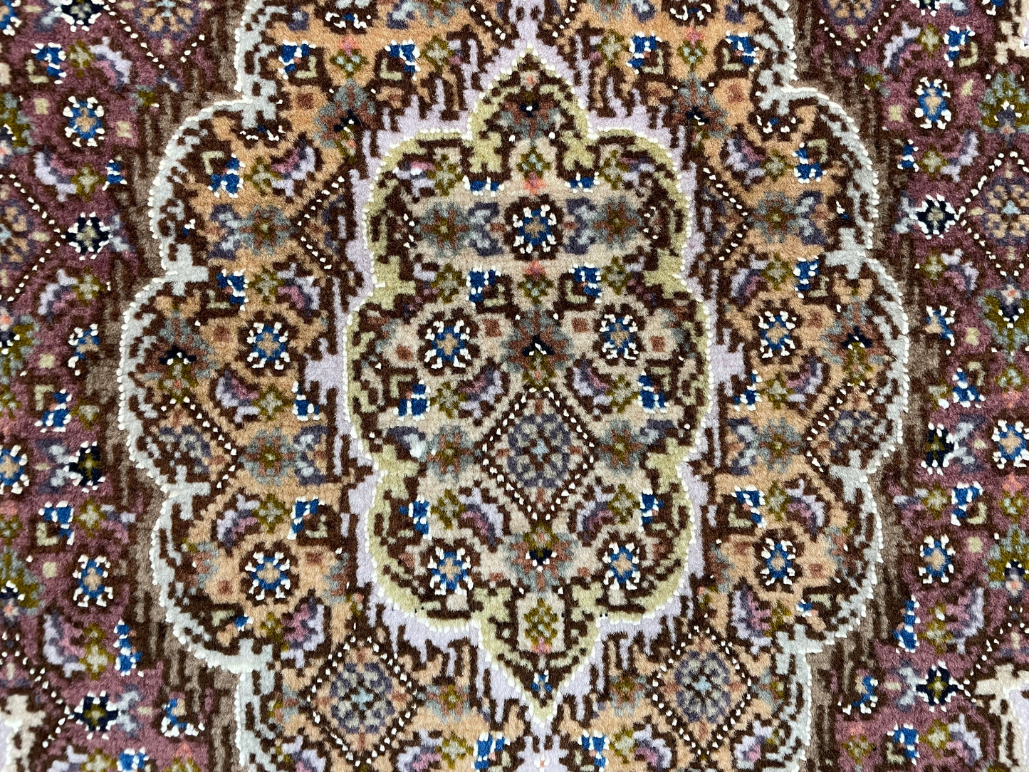 【オンライン限定】タブリーズ 125cm x 82cm PS5286