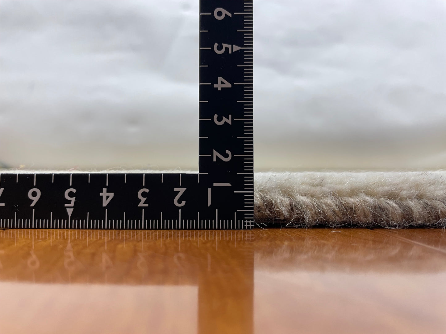 【オンライン限定】カシュクリギャッベ 126cm x 82cm RJ513