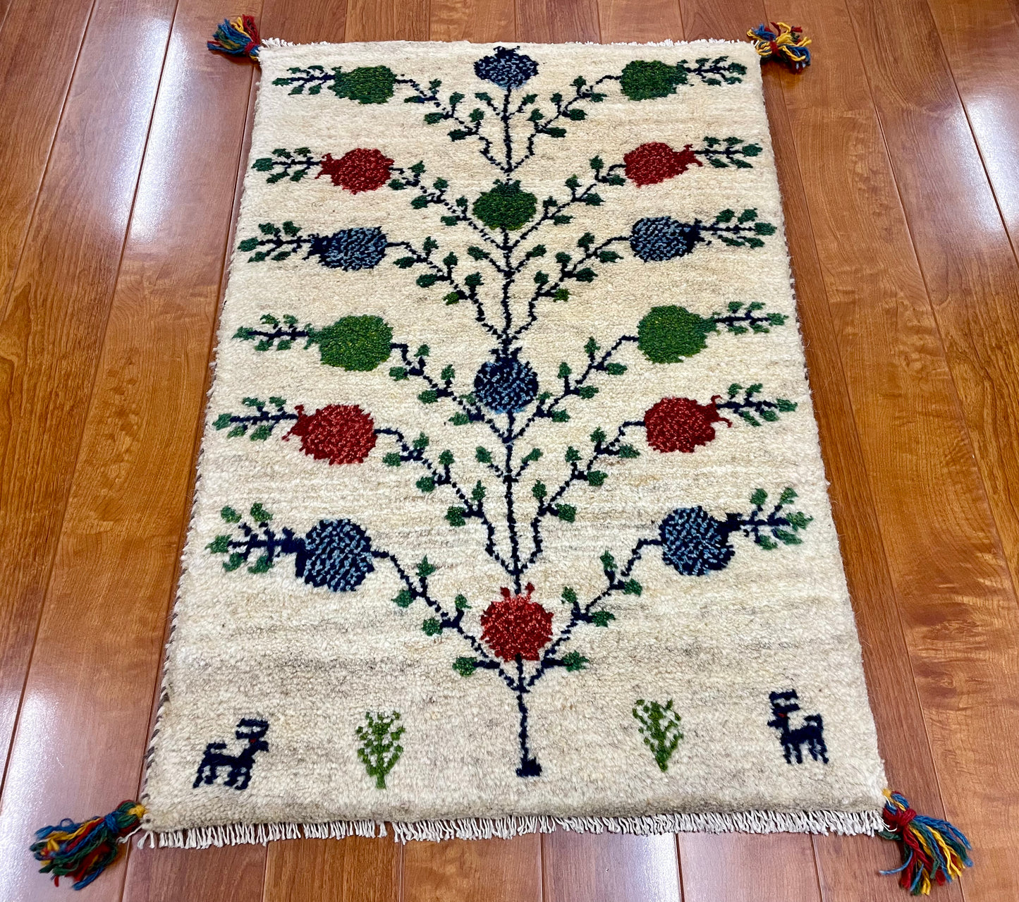 【オンライン限定】ギャッベ 88cm x 58cm RJ14062