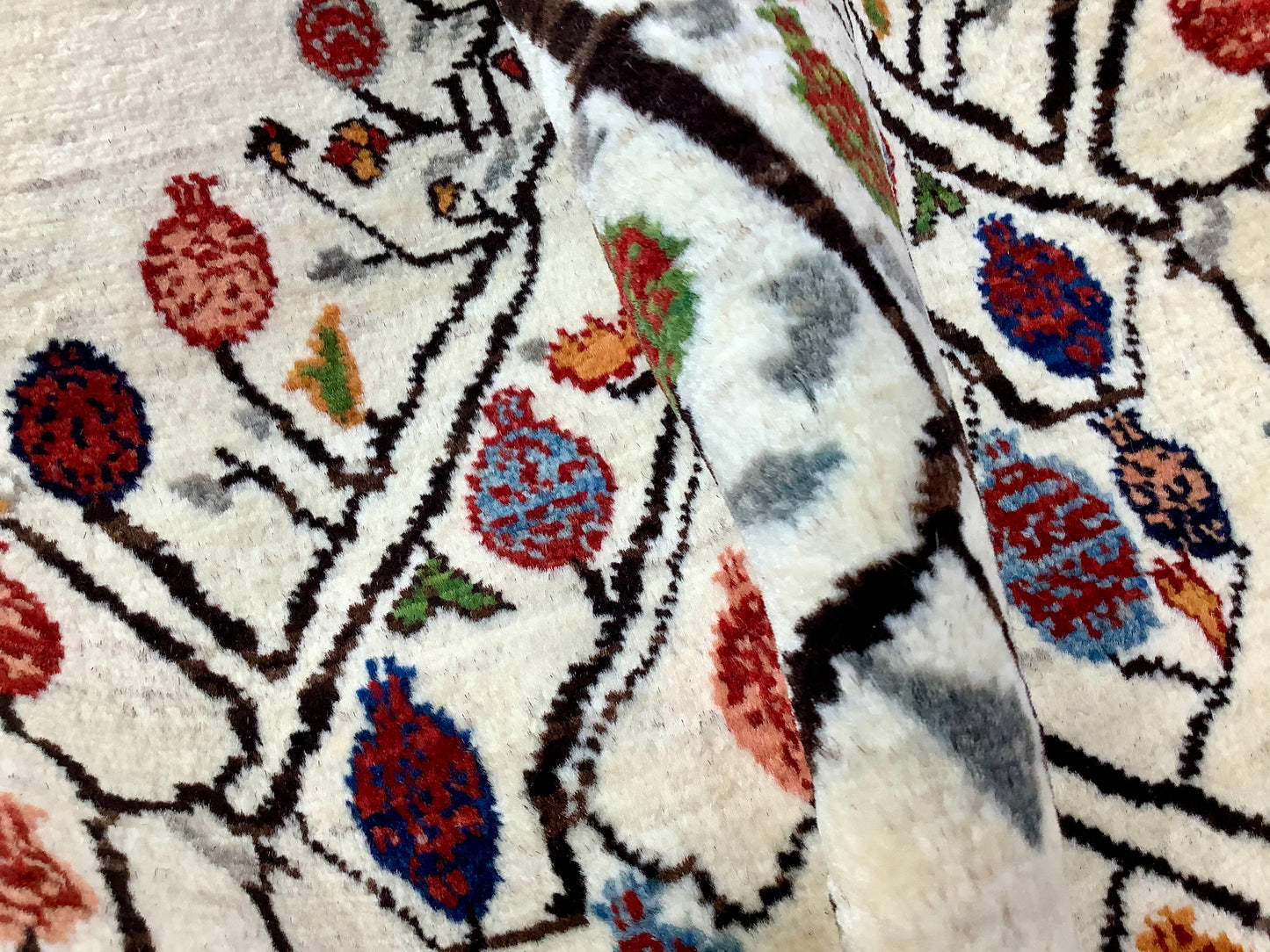 【オンライン限定】カシュクリ 94cm x 64cm RJ7670