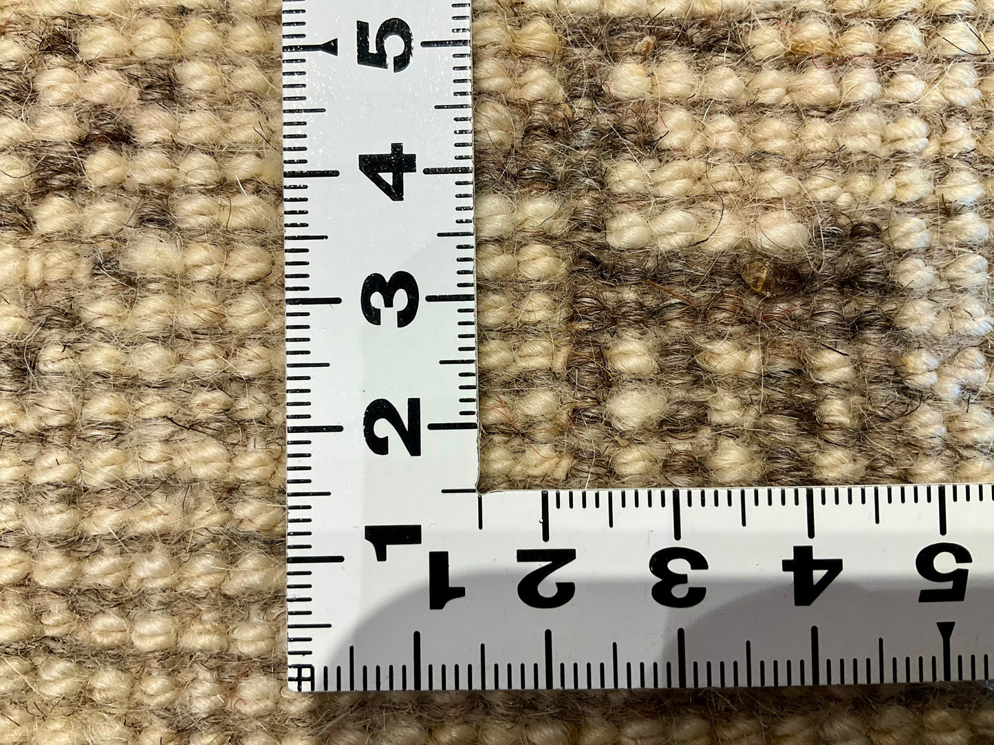 ギャッベ 43cm x 39cm T451