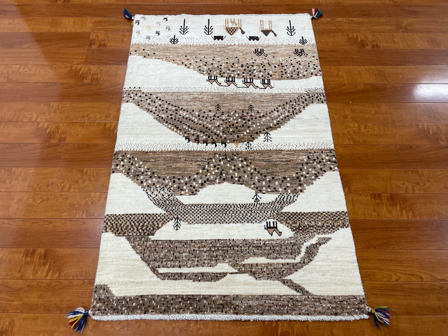 【オンライン限定】カシュクリギャッベ 134cm x 85cm BT12198