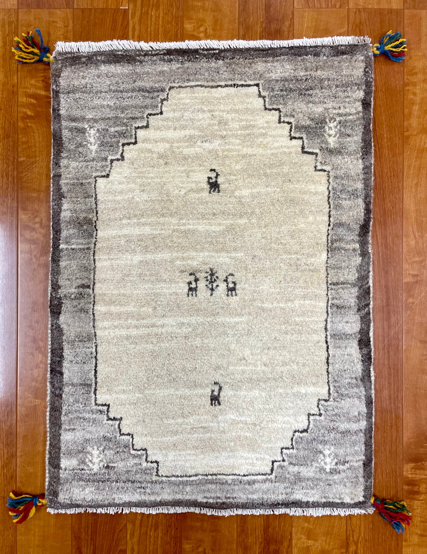 【オンライン限定】ギャッベ 85cm x 60cm RJ14180