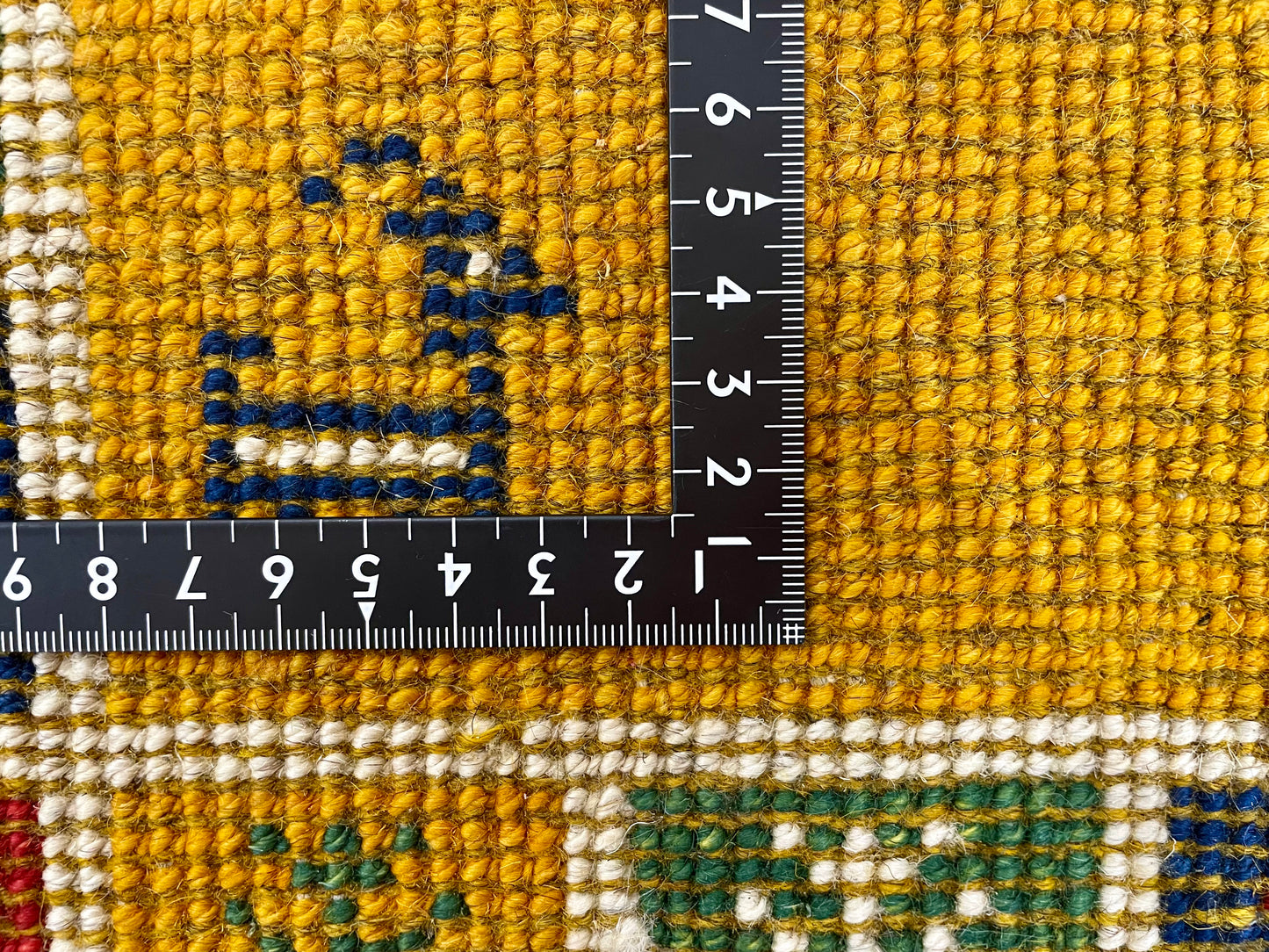 【オンライン限定】ギャッベ 92cm x 67cm RJ2640