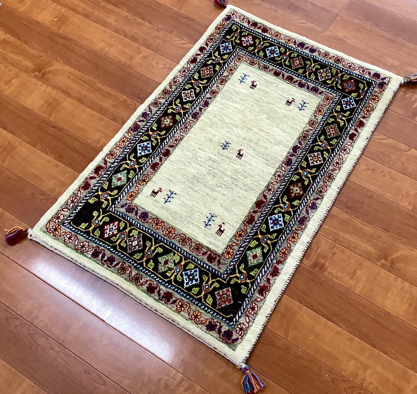 【オンライン限定】カシュクリ 105cm x 68cm RJ6607