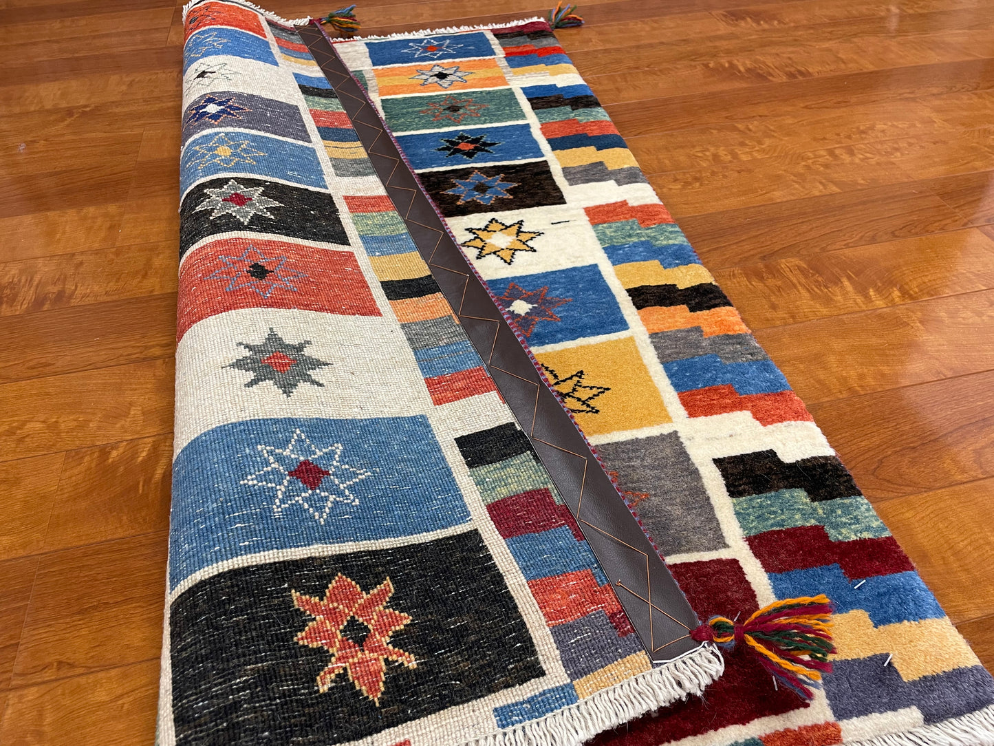 【オンライン限定】カシュクリギャッベ 117cm x 84cm RJ12423