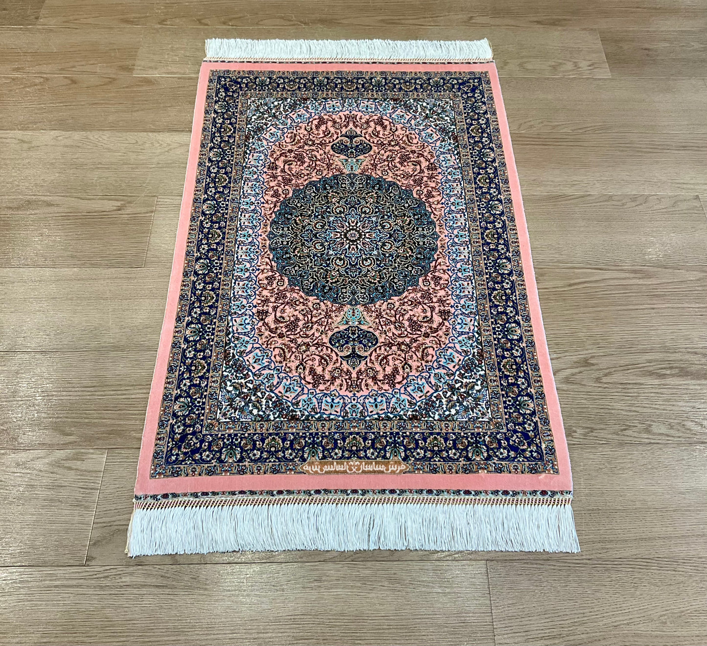 ペルシャンシルク 90cm x 60cm PS5806