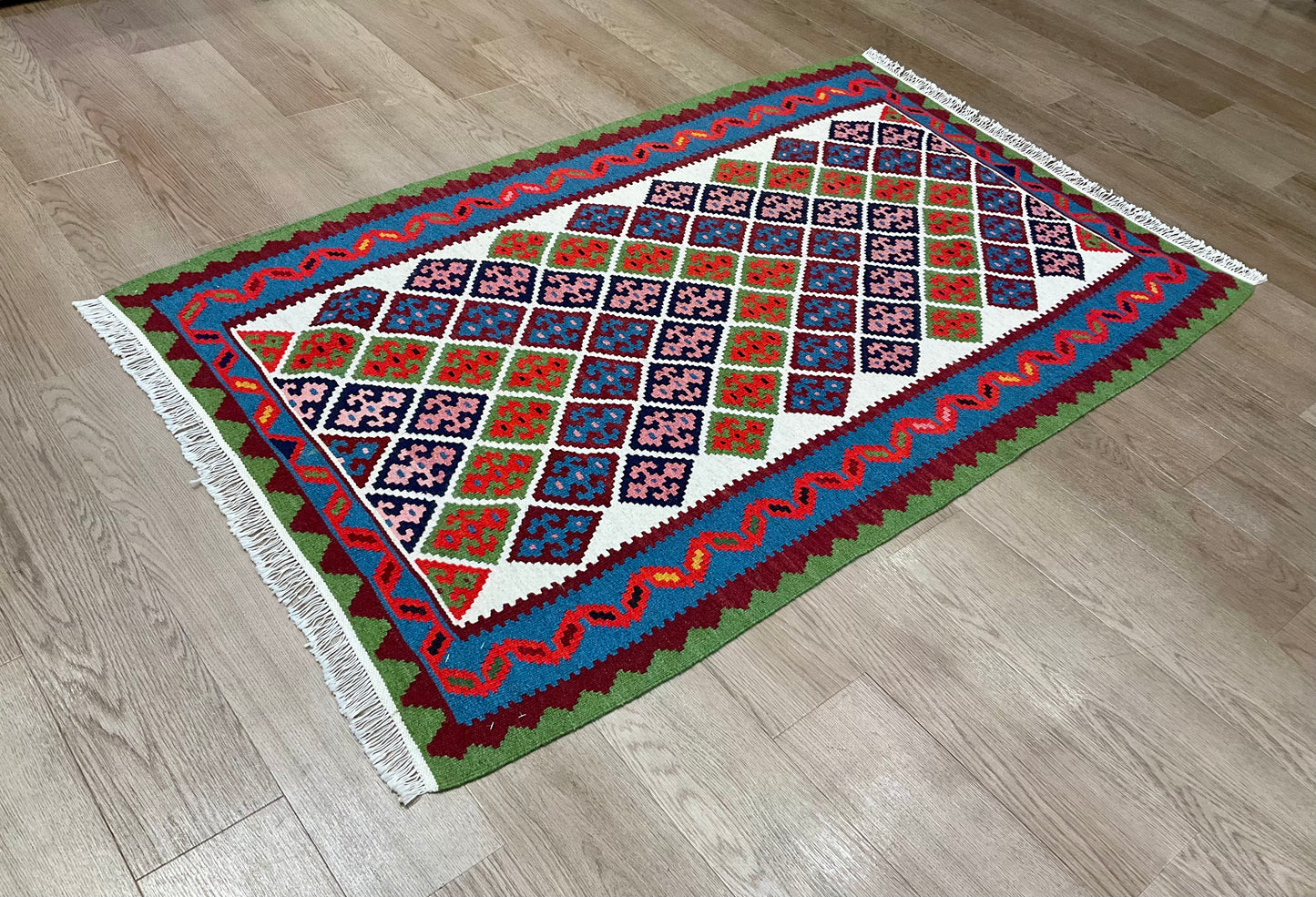 キリム 162cm x 104cm BS10001
