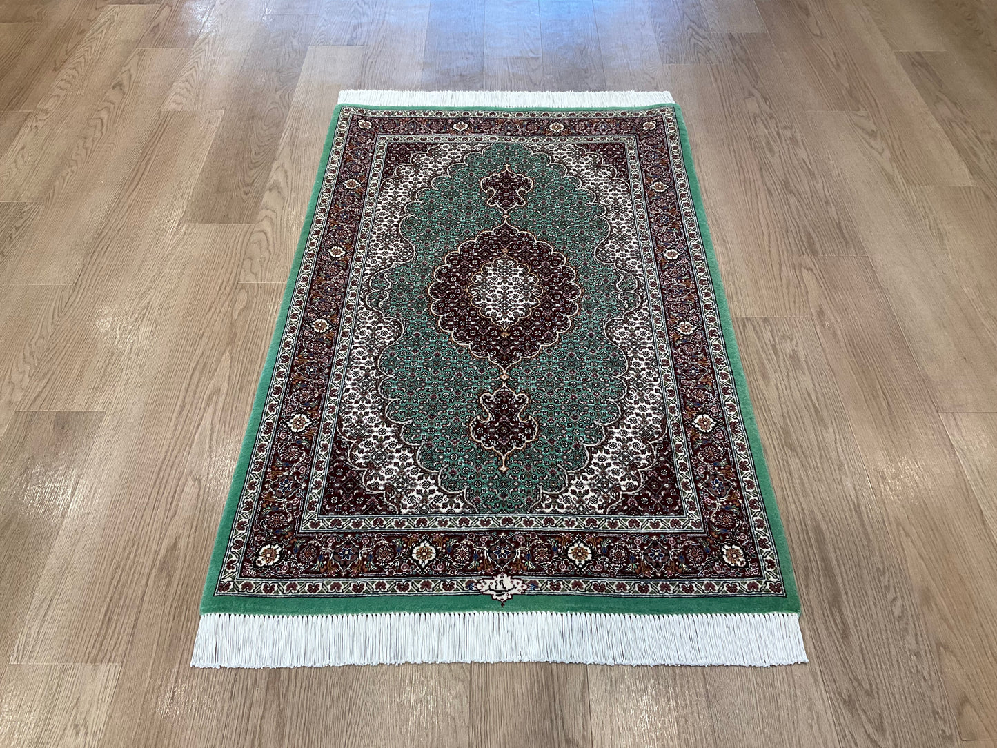 タブリーズ アブドラーヒ工房 130cm x 84cm PS7592