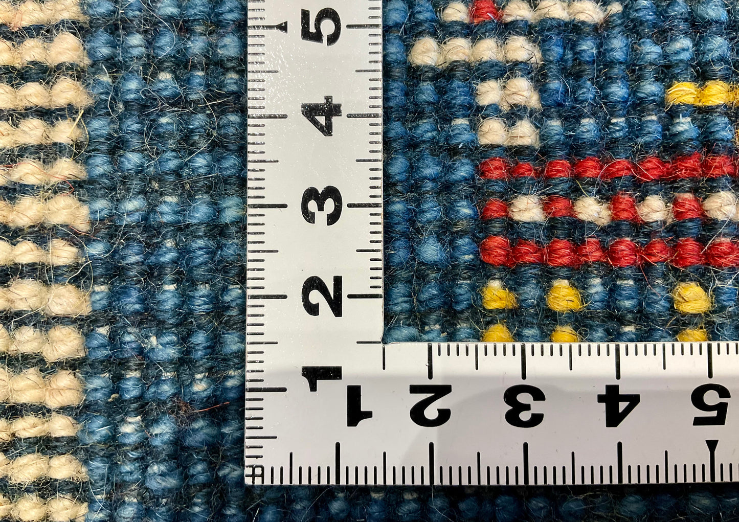 ギャッベ 42cm x 40cm AJ29527