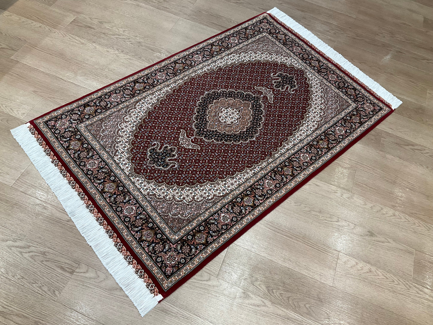 タブリーズ 157cm x 100cm PS6943