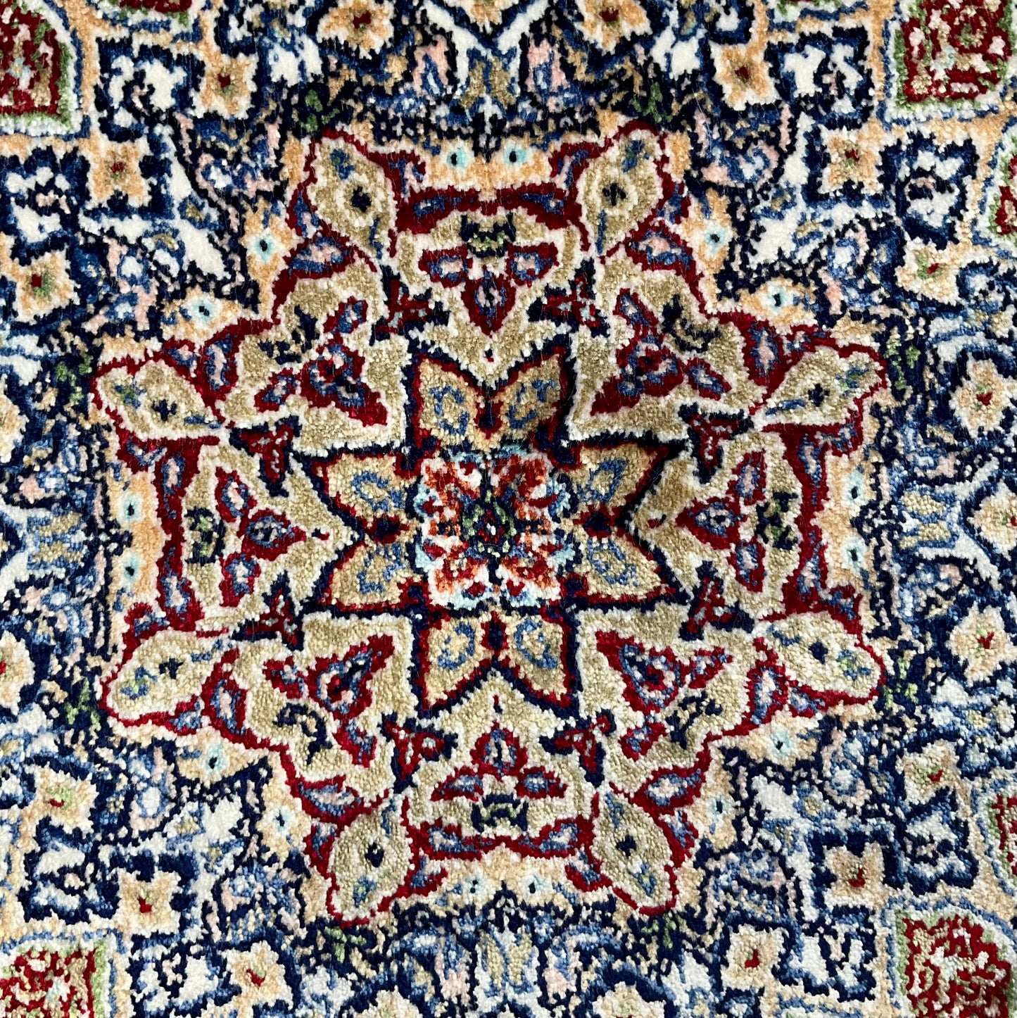 ペルシャンシルク 90cm x 60cm PS7663