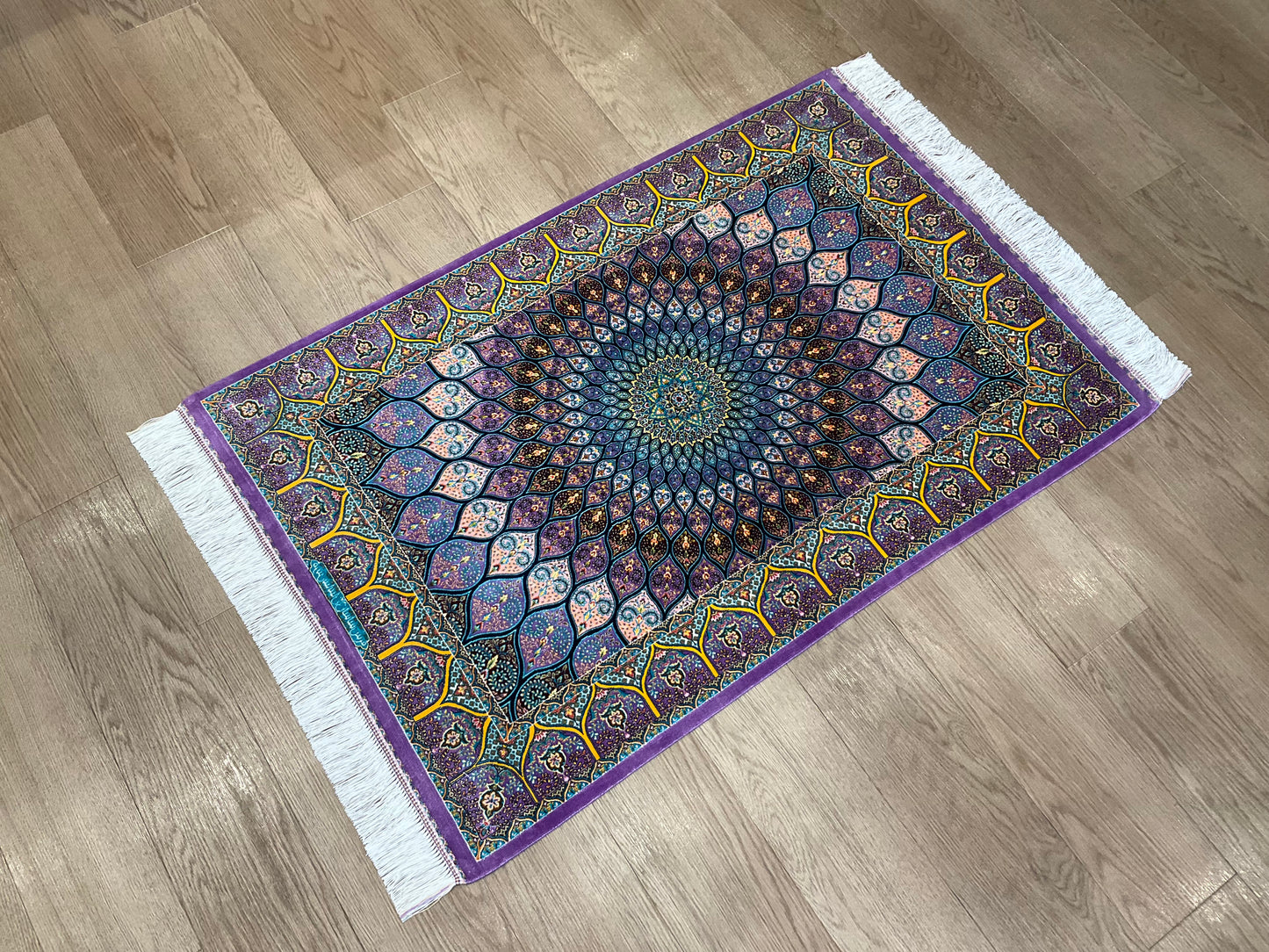 ペルシャンシルク 120cm x 80cm PS10990
