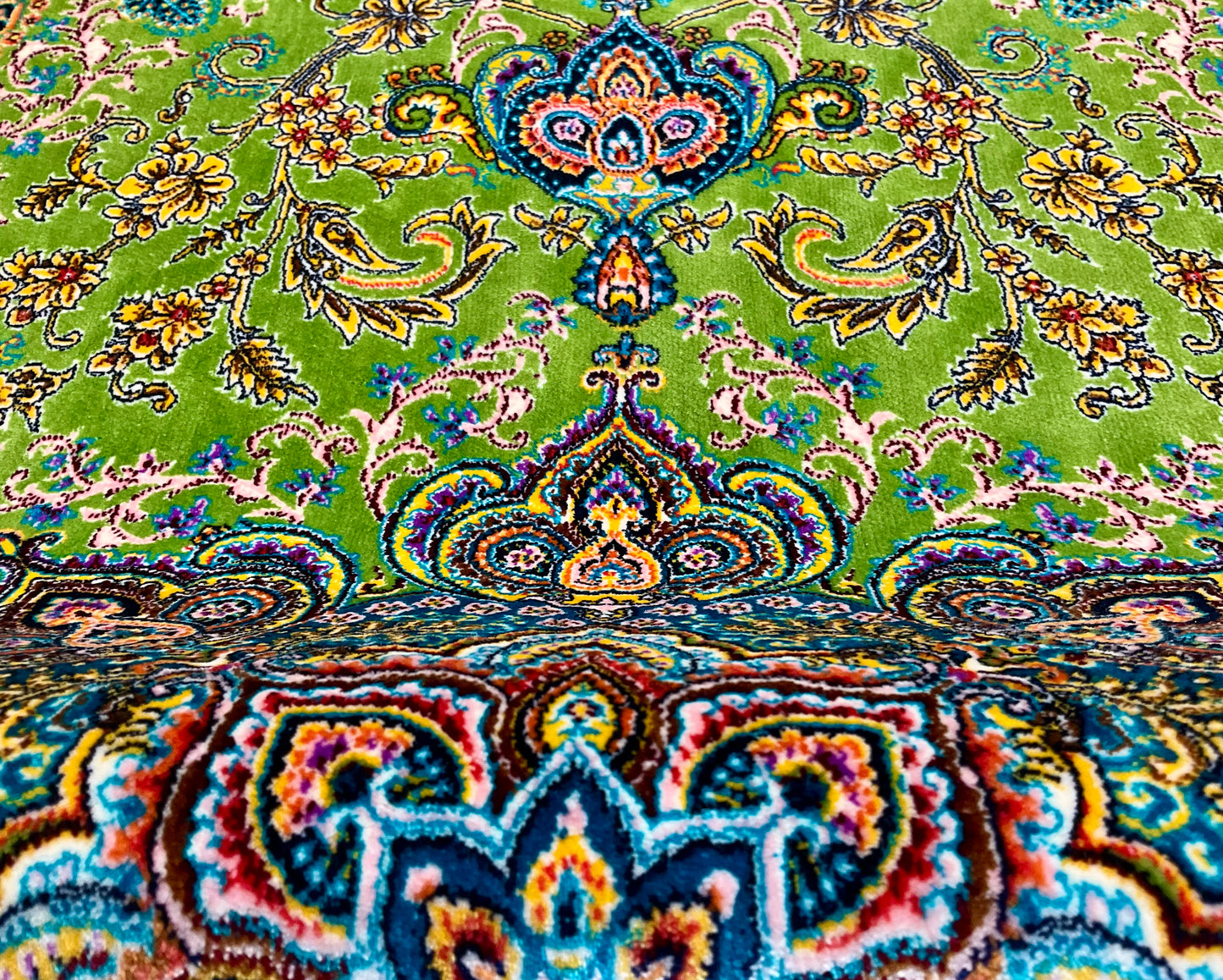 ペルシャンシルク 120cm x 80cm PS10693