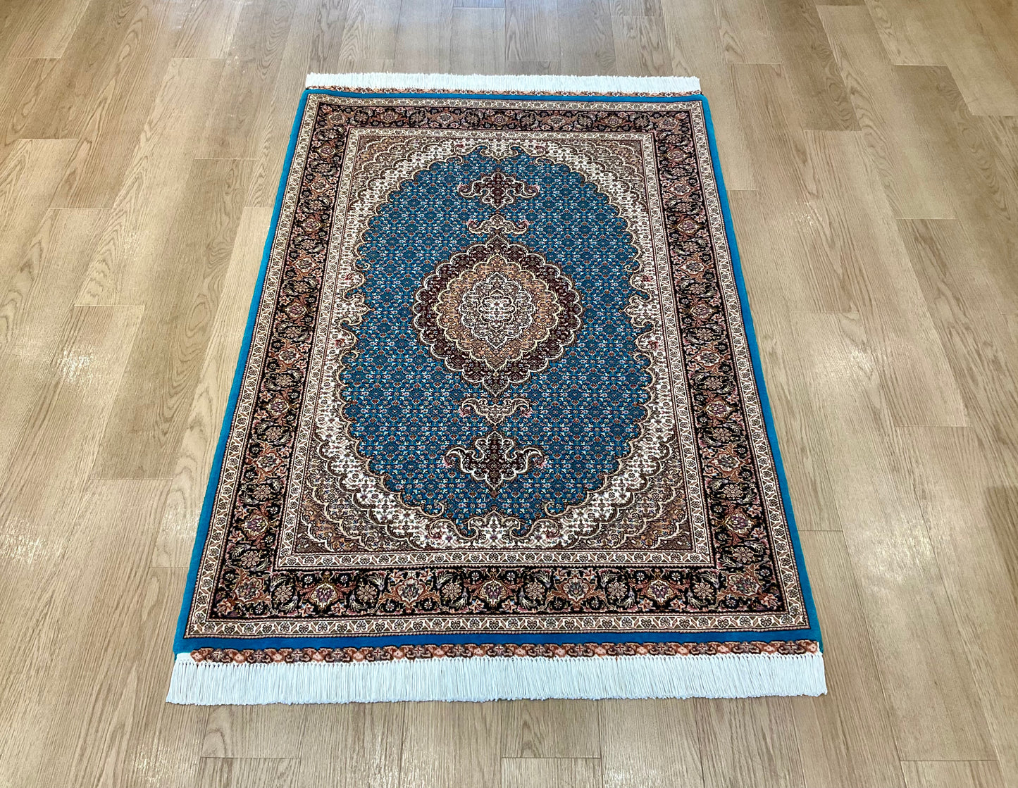 タブリーズ 150cm x 107cm PS8034