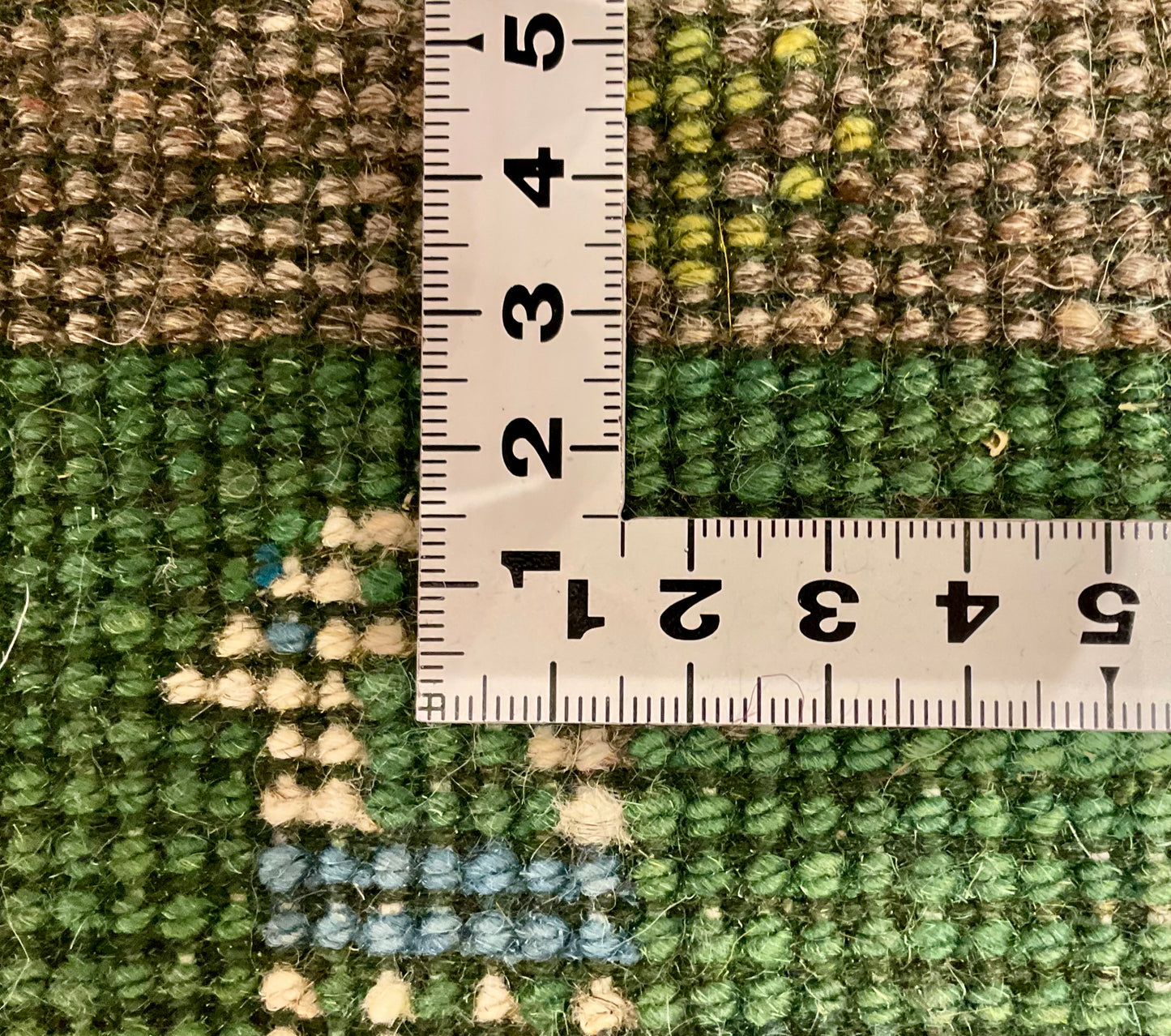 ギャッベ 43cm x 40cm T9949