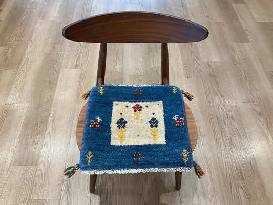 ギャッベ 42cm x 40cm AJ29527