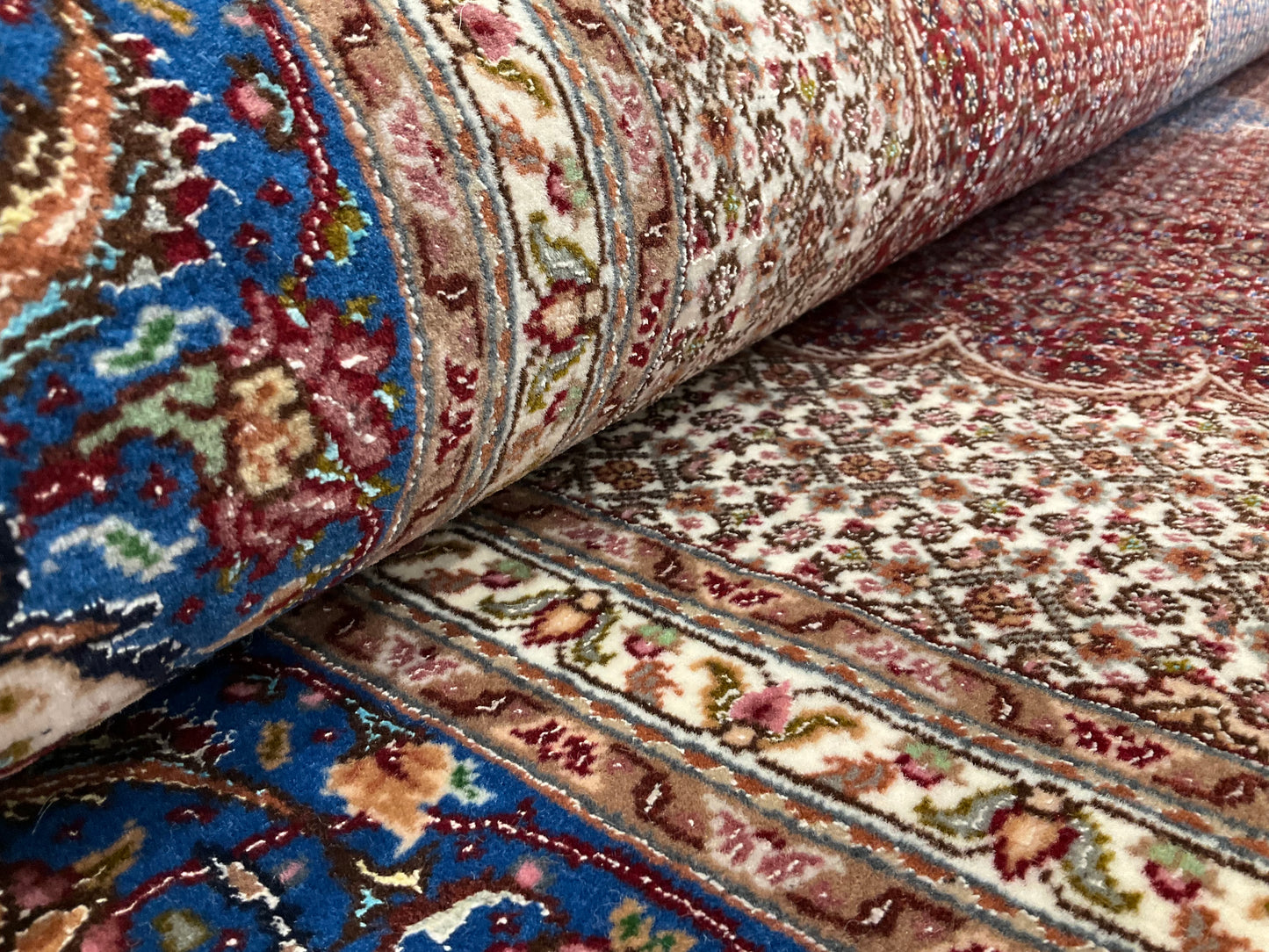 タブリーズ アブドラーヒ工房 263cm x 198cm PS5289