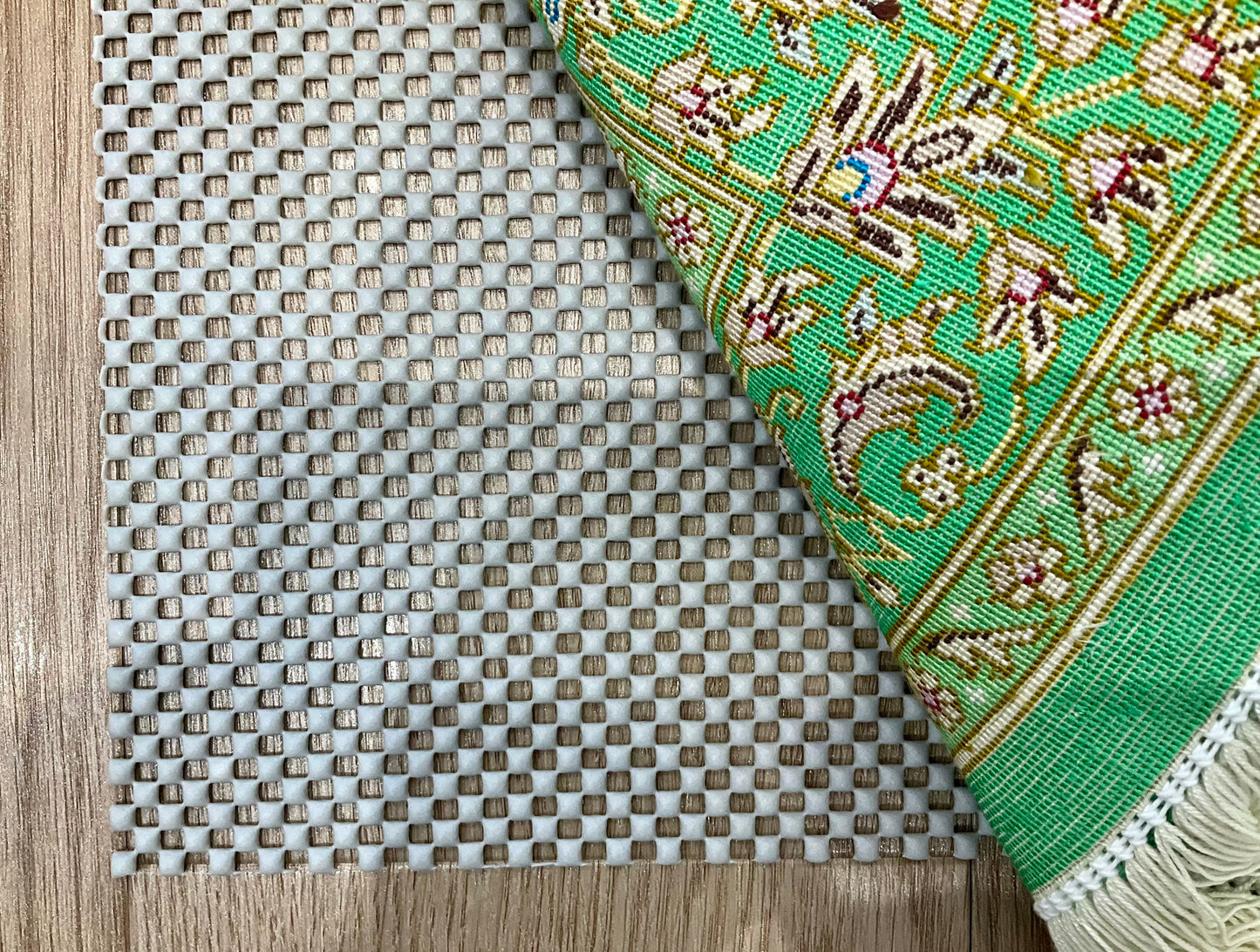 クム ムサヴィ工房 88cm x 57cm NT13854