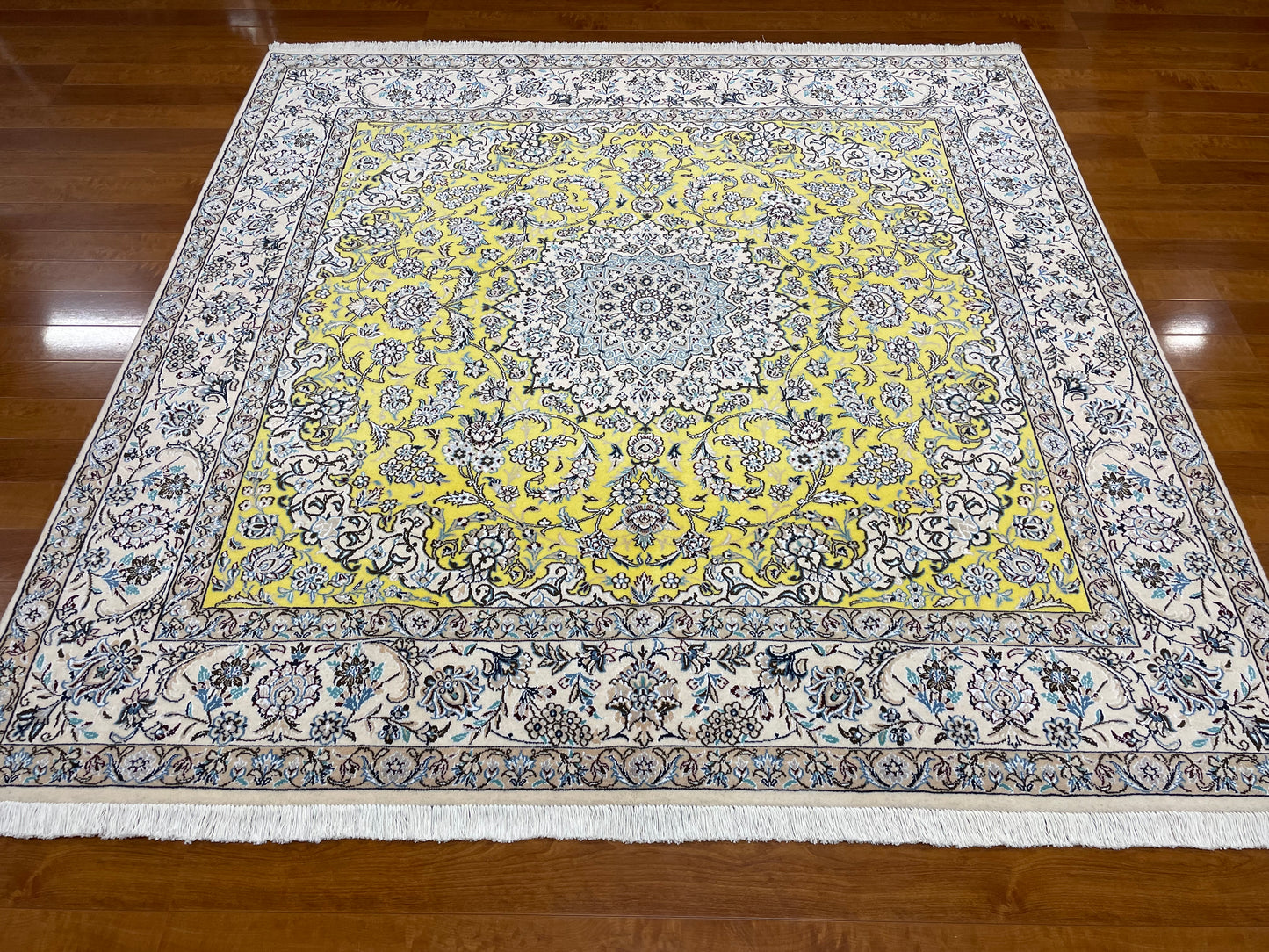 【オンライン限定】ナイン 204cm x 204cm PS7570