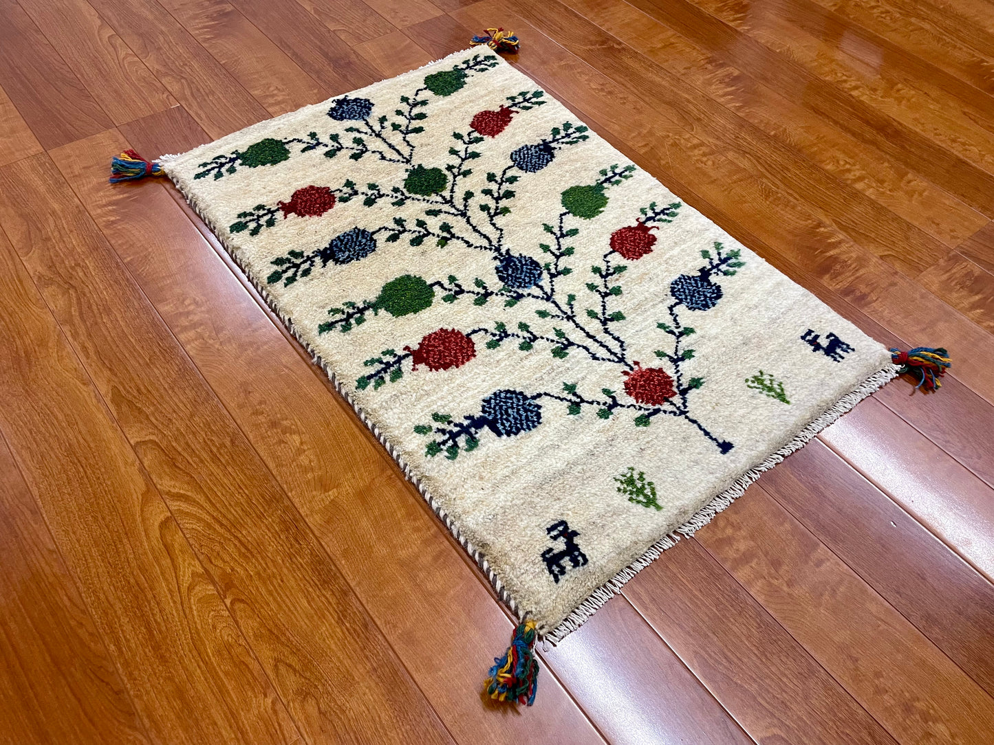【オンライン限定】ギャッベ 88cm x 58cm RJ14062