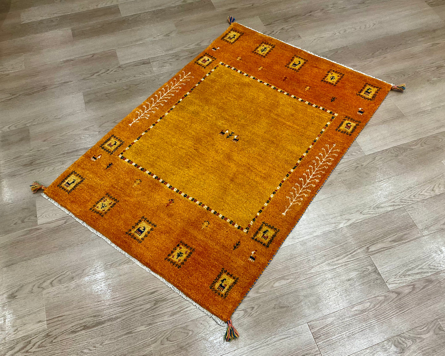 ギャッベ 154cm x 103cm RJ7084