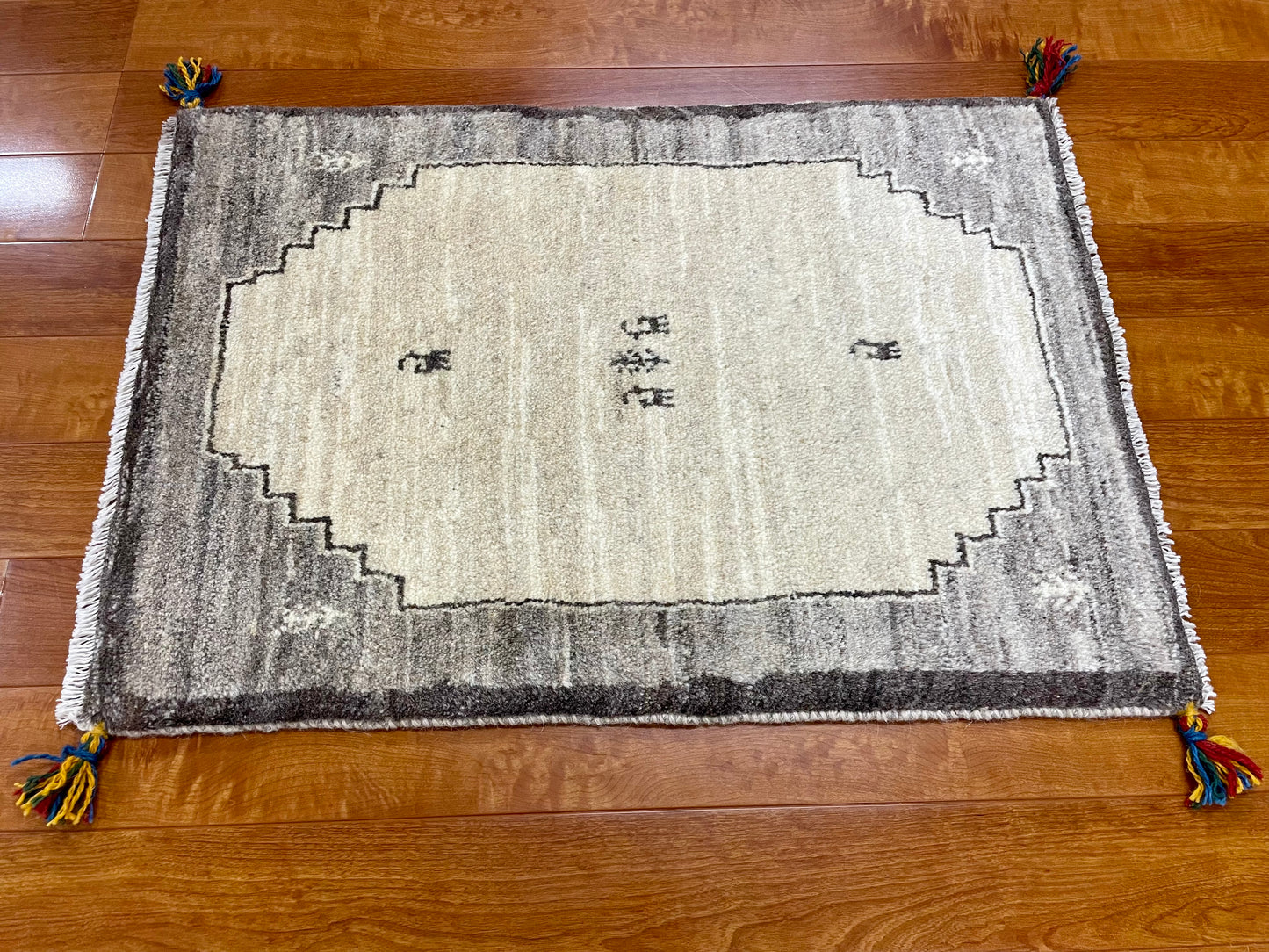 【オンライン限定】ギャッベ 85cm x 60cm RJ14180