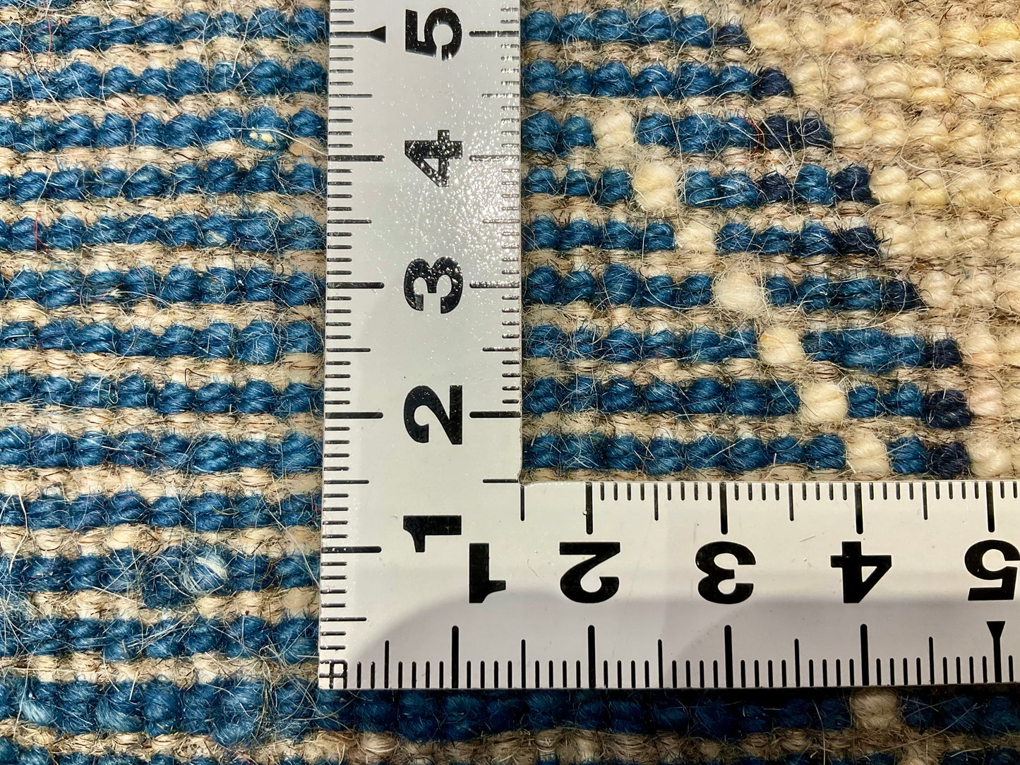 ギャッベ 40cm x 38cm T4865