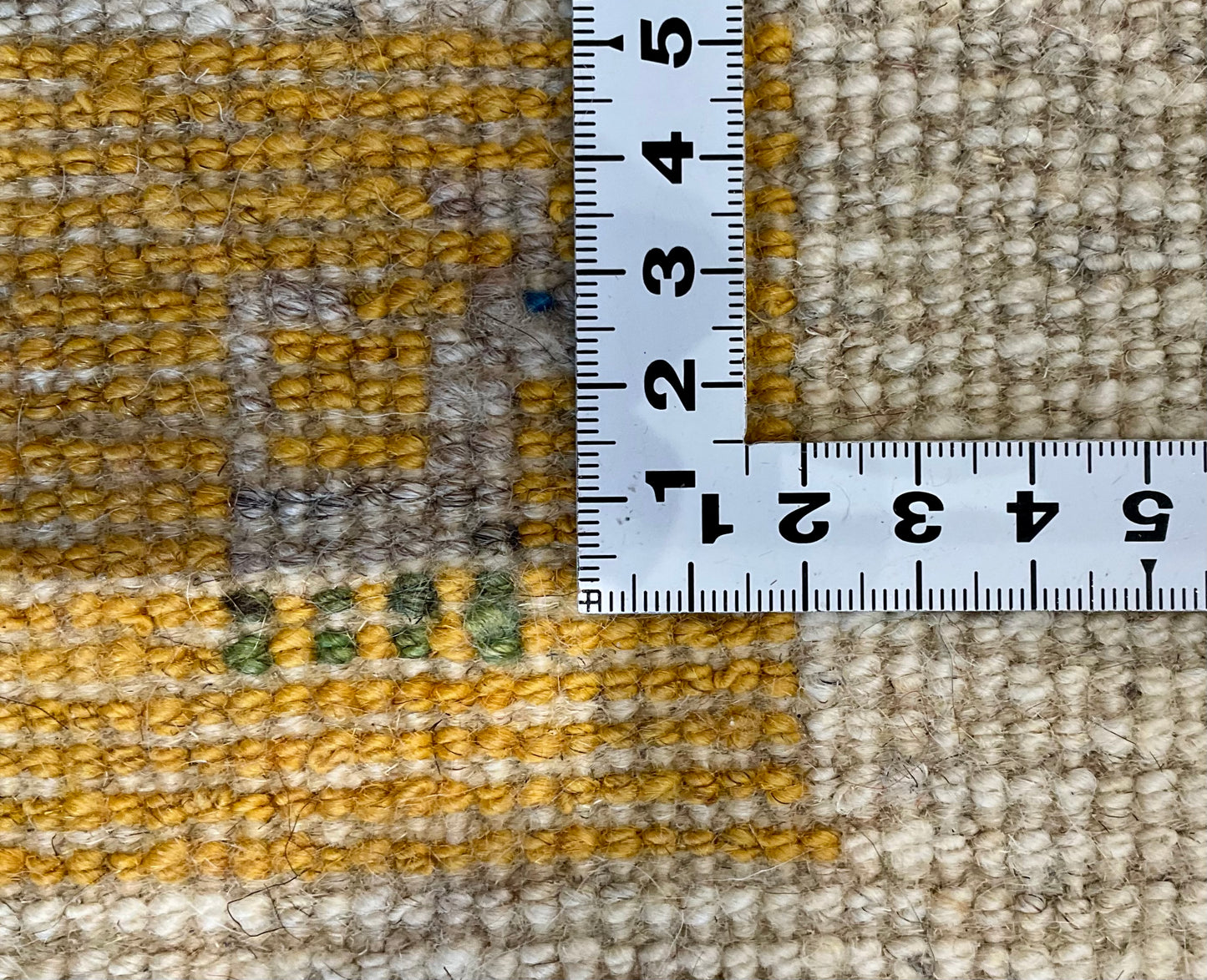 ギャッベ 44cm x 39cm Z1321
