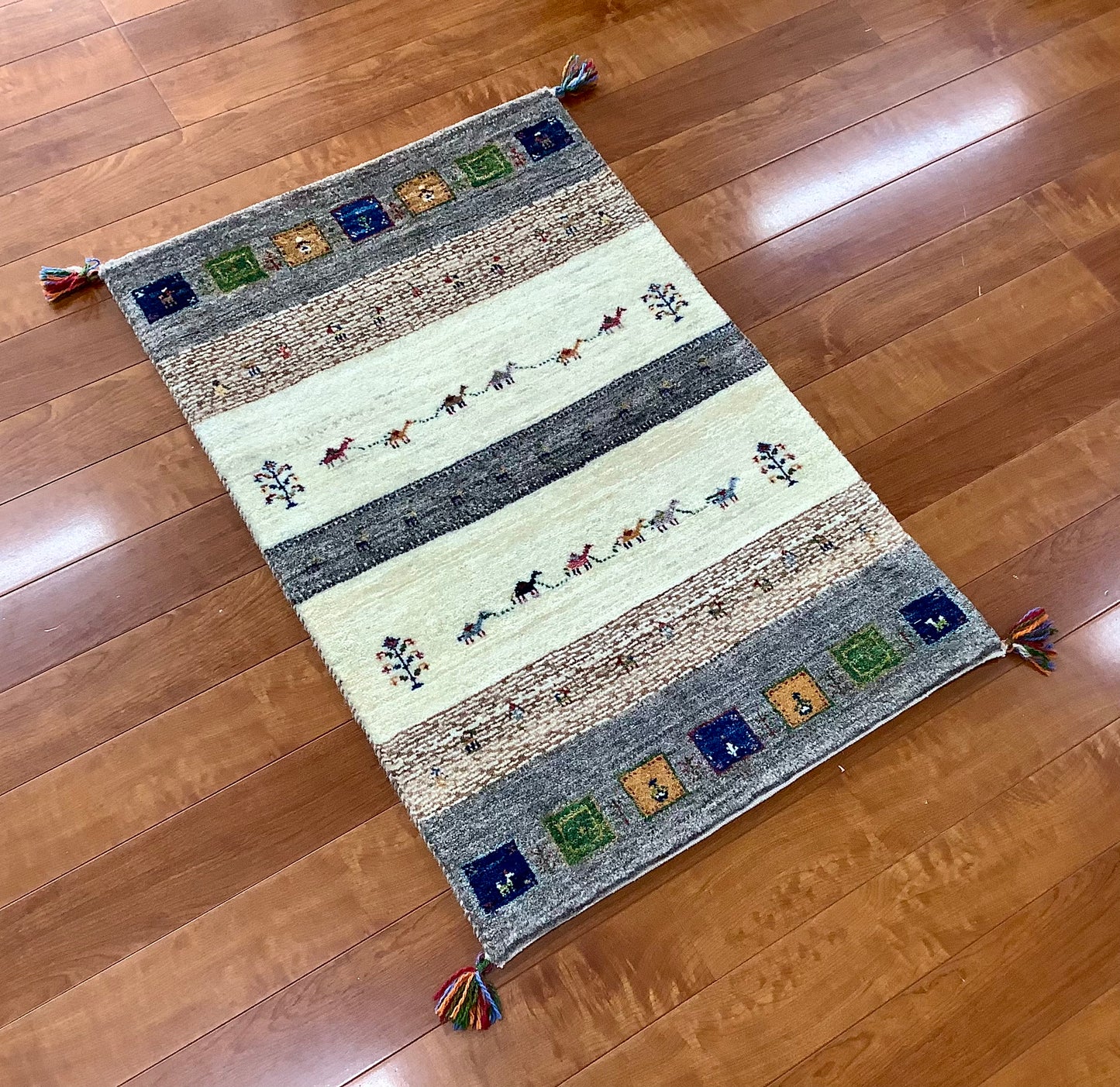 【オンライン限定】カシュクリ 94cm x 63cm RJ4935