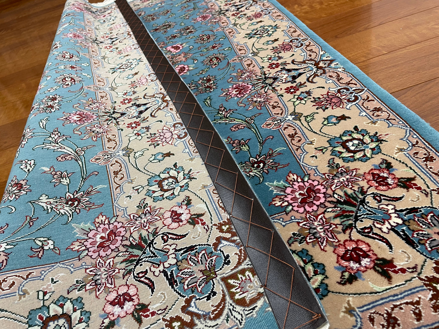 【オンライン限定】イスファハン ダーバリ工房 125cm x 85cm PS9391