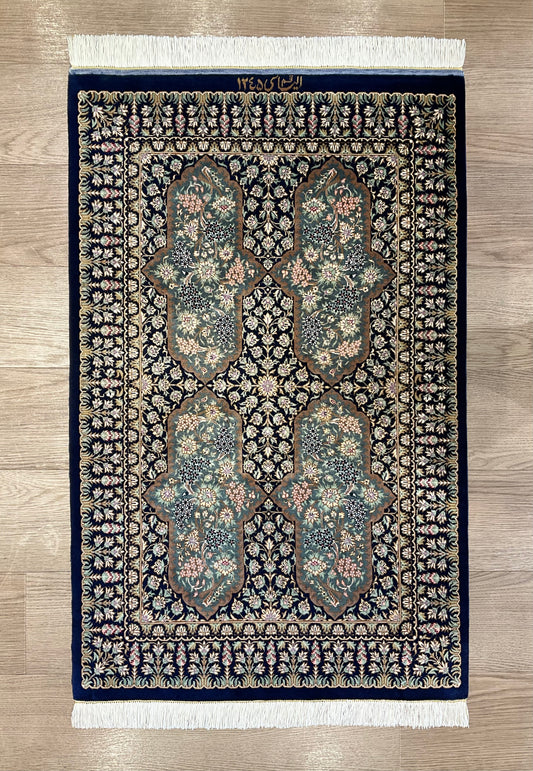 クム エリヤシー工房 90cm x 60cm A11051