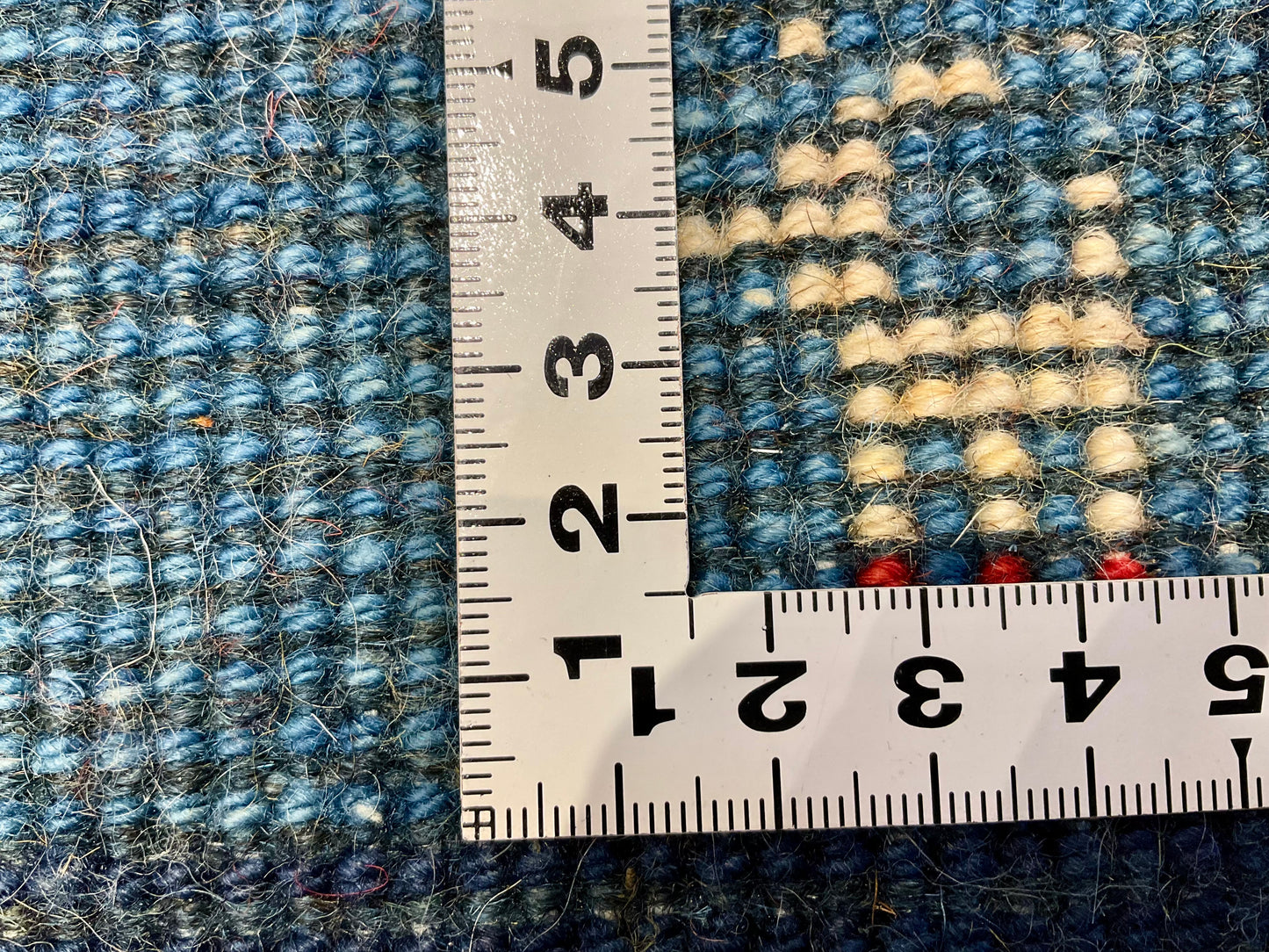 ギャッベ 43cm x 41cm AJ29473