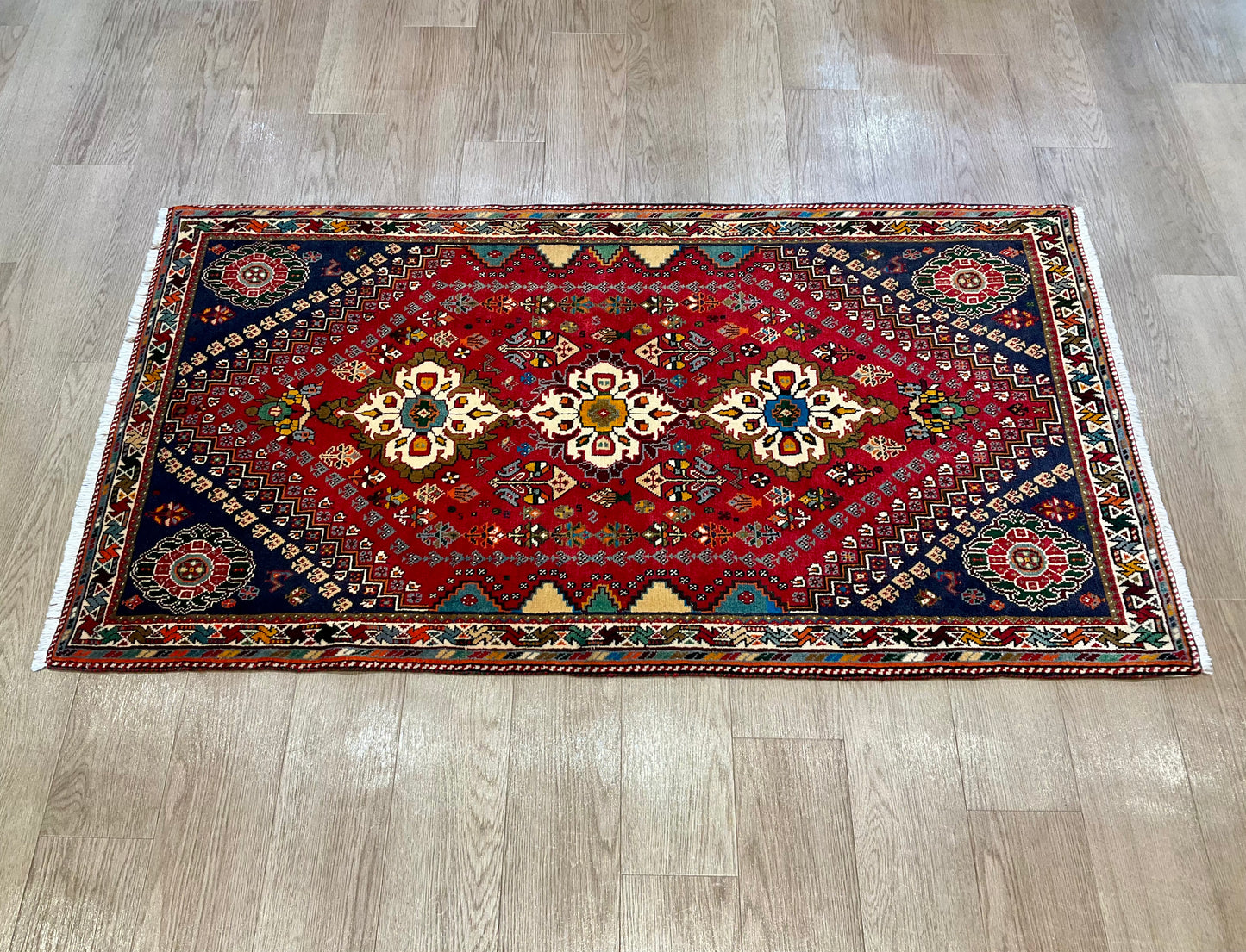 シラーズ 161cm x 89cm RJ975