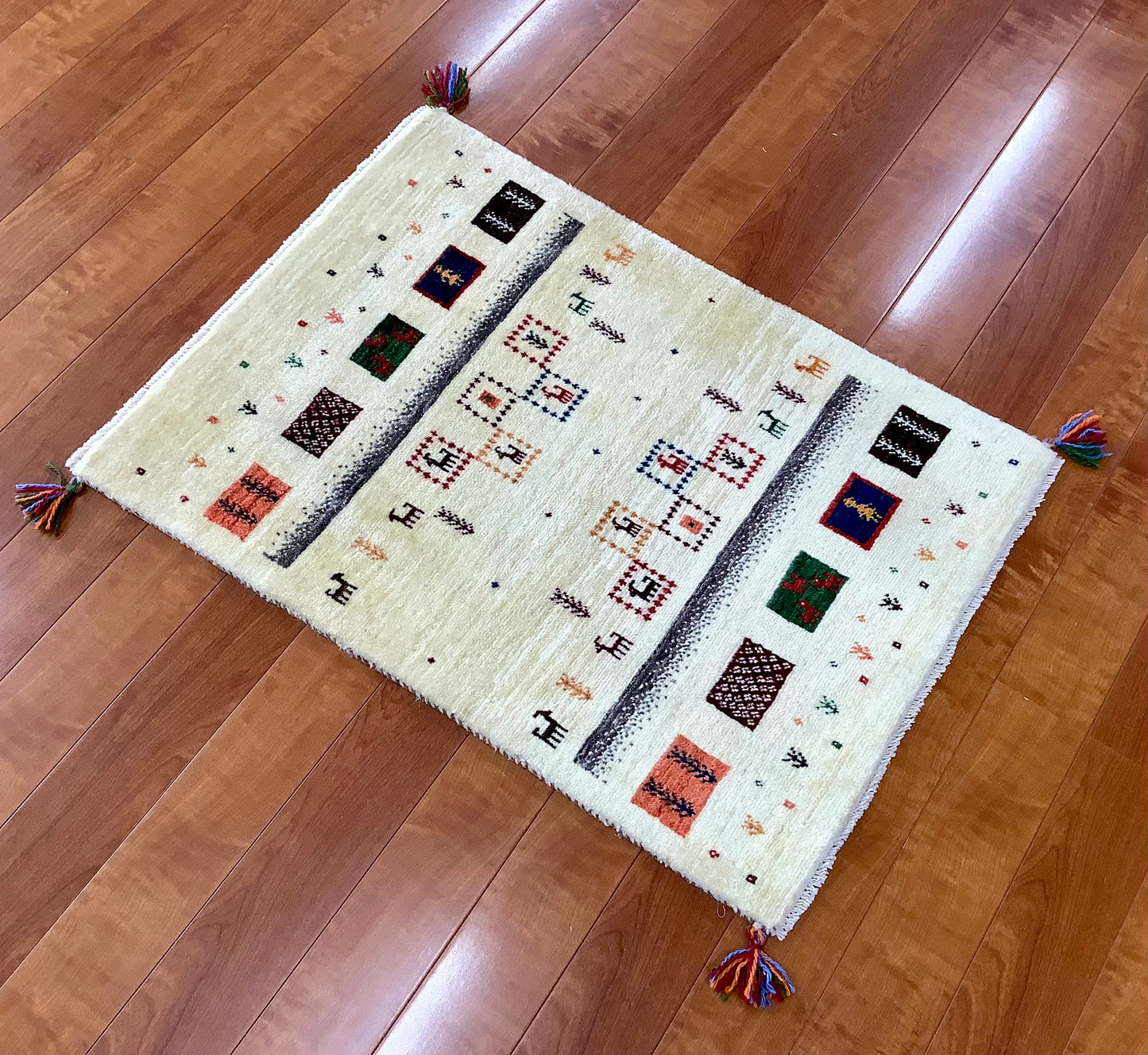 【オンライン限定】カシュクリ 87cm x 63cm RJ5632