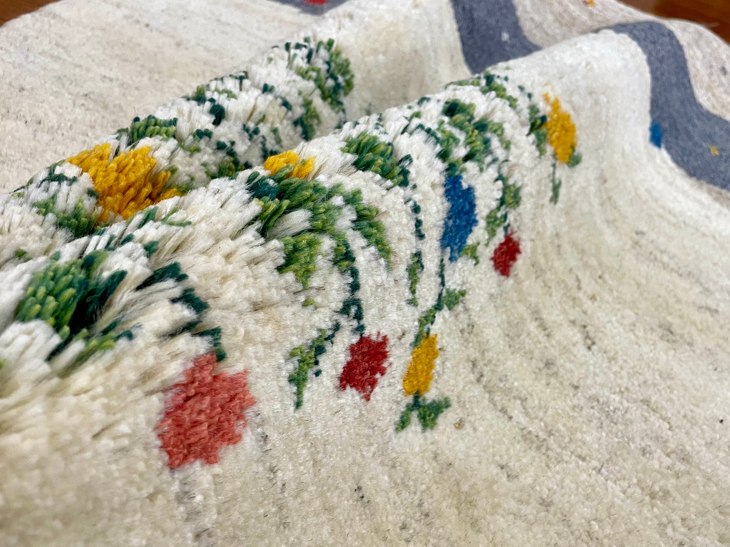 【オンライン限定】ギャッベ 125cm x 87cm RJ8114