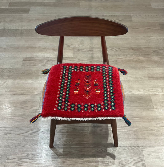 ギャッベ 46cm x 43cm Z2746